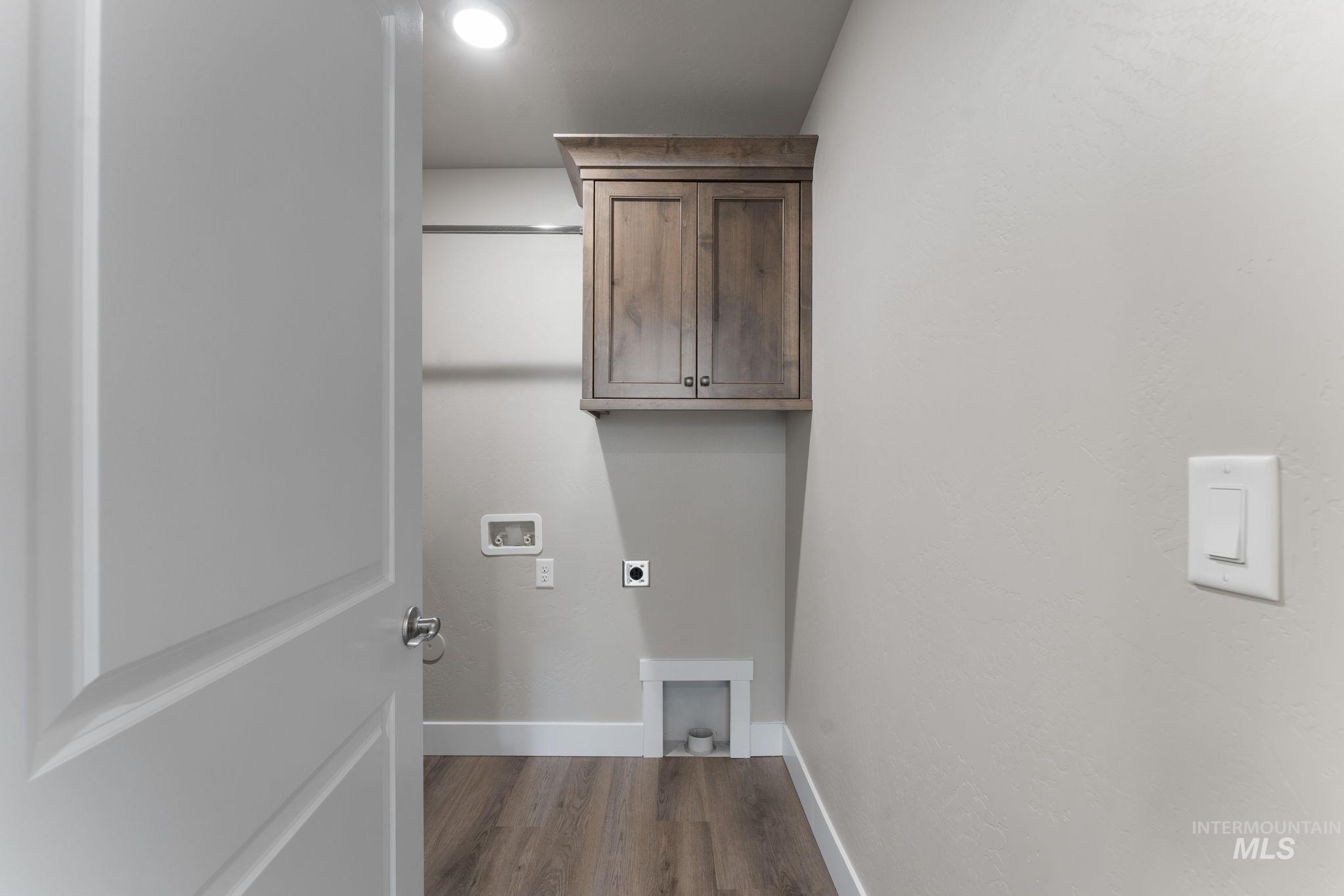 812 Jack Ave, Jerome, Idaho 83338, 4 Bedrooms, 2.5 Bathrooms, Residential For Sale, Price $380,000,MLS 98977644