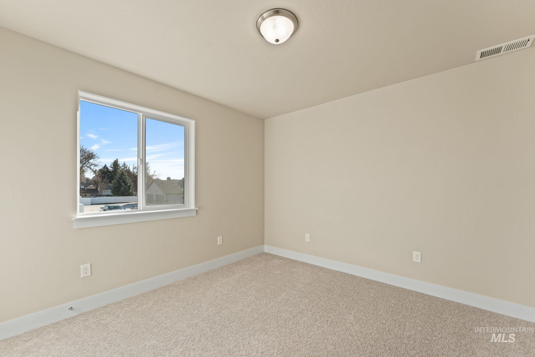 812 Jack Ave, Jerome, Idaho 83338, 4 Bedrooms, 2.5 Bathrooms, Residential For Sale, Price $380,000,MLS 98977644