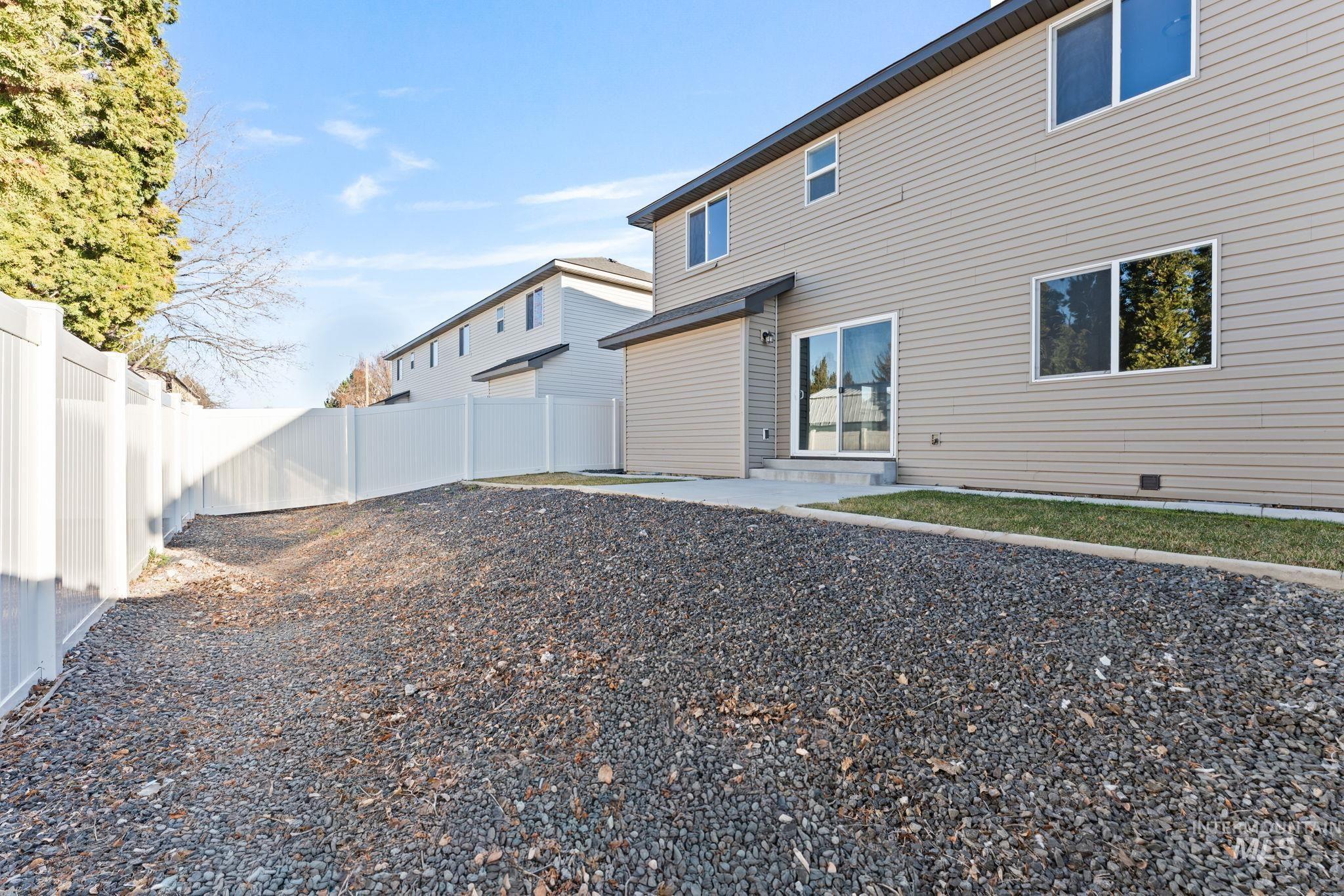 812 Jack Ave, Jerome, Idaho 83338, 4 Bedrooms, 2.5 Bathrooms, Residential For Sale, Price $380,000,MLS 98977644