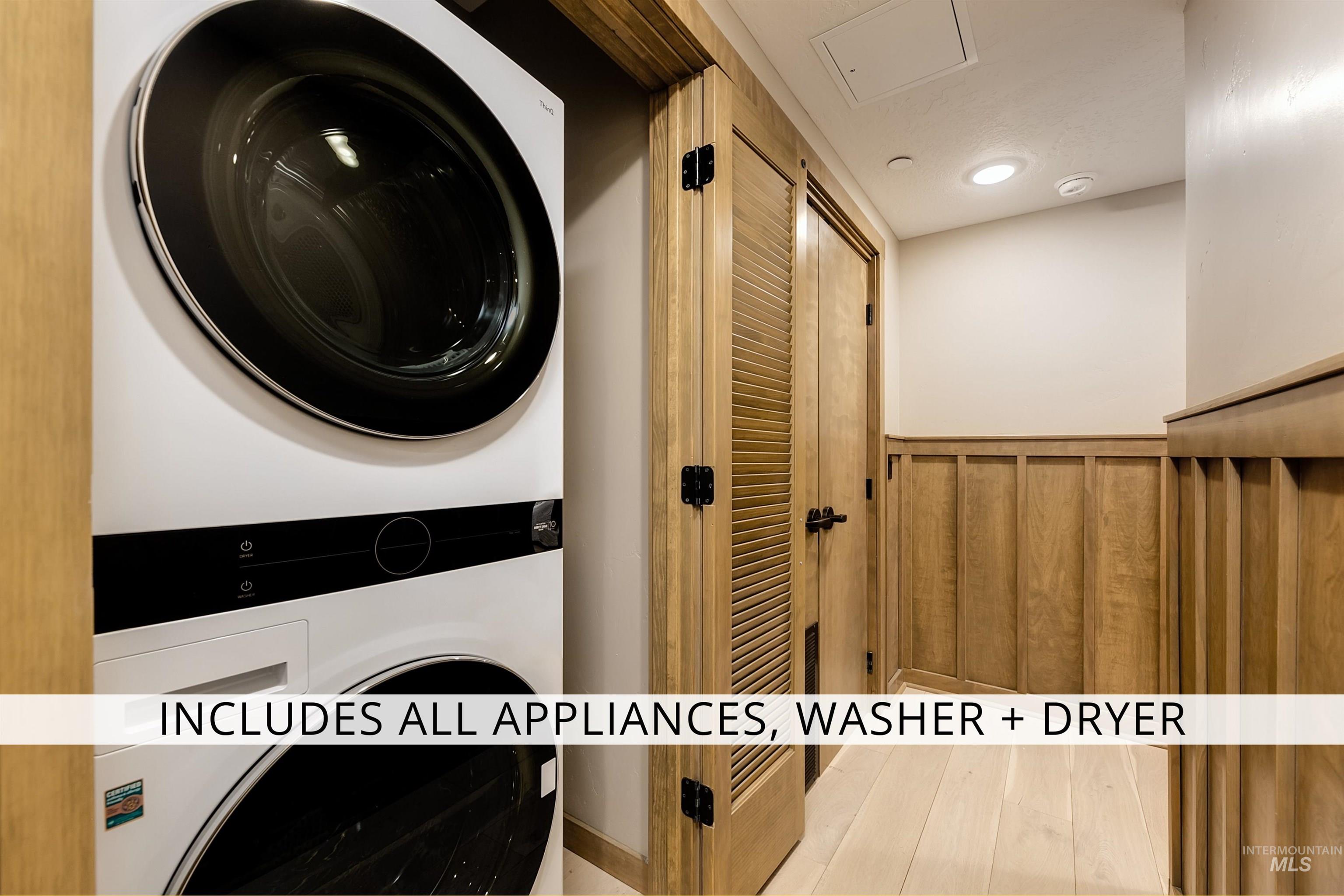 79 W Aikens Street, Eagle, Idaho 83616, 2 Bedrooms, 2 Bathrooms, Residential For Sale, Price $695,000,MLS 98977645