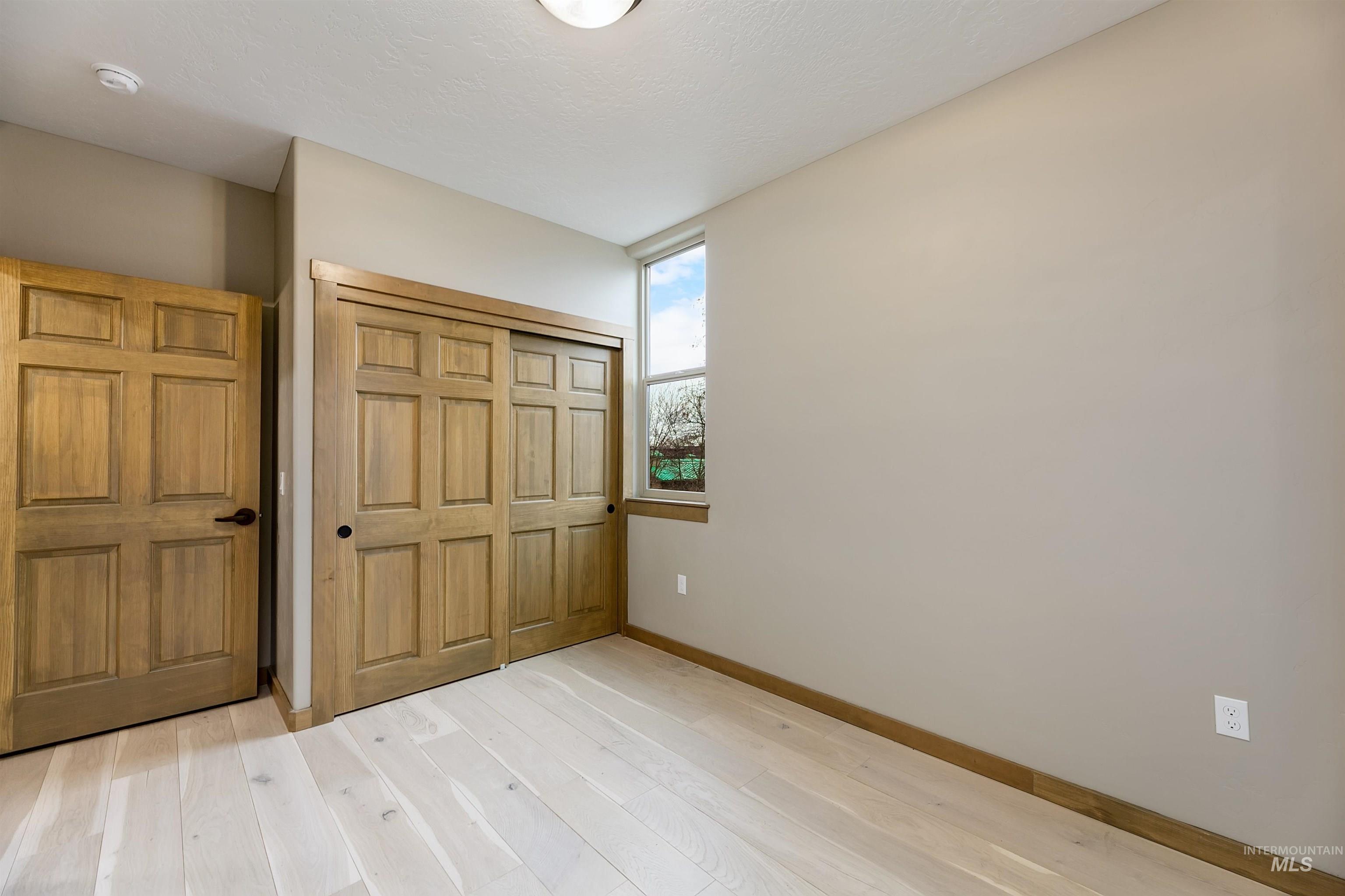 79 W Aikens Street, Eagle, Idaho 83616, 2 Bedrooms, 2 Bathrooms, Residential For Sale, Price $695,000,MLS 98977645