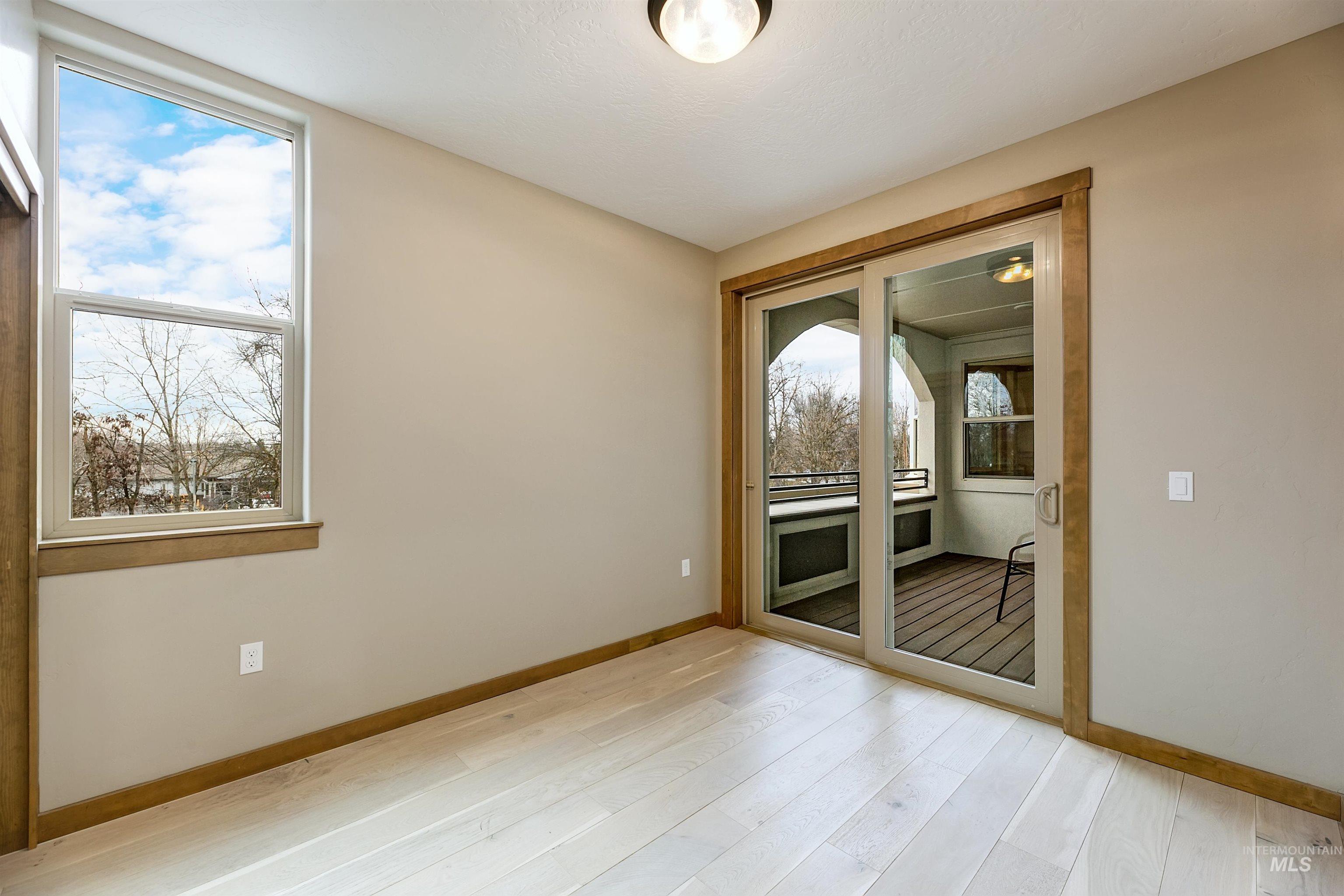 79 W Aikens Street, Eagle, Idaho 83616, 2 Bedrooms, 2 Bathrooms, Residential For Sale, Price $695,000,MLS 98977645