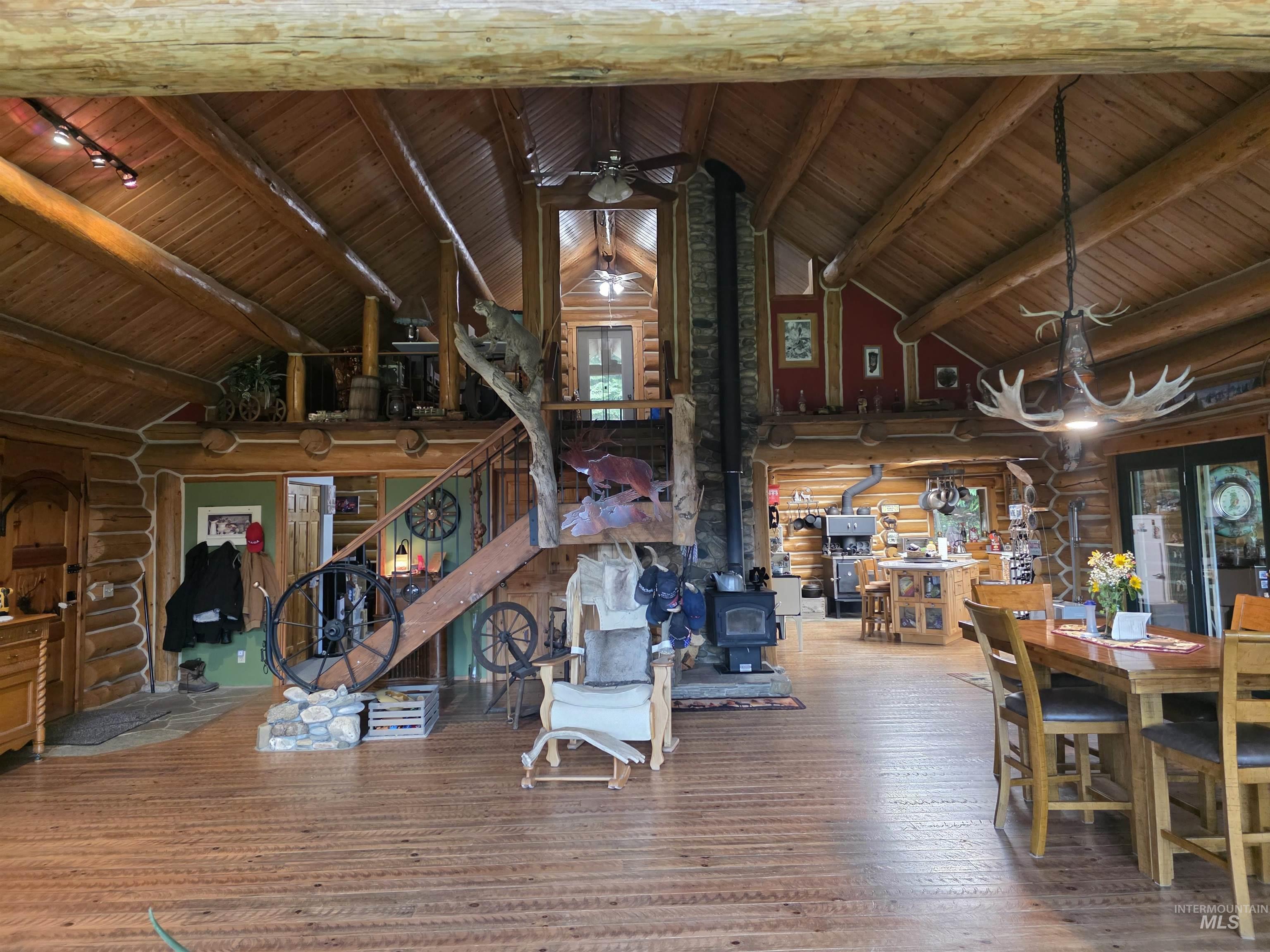 112 Three Forks Rd, Kamiah, Idaho 83536, 3 Bedrooms, 3 Bathrooms, Residential For Sale, Price $985,000,MLS 98977646