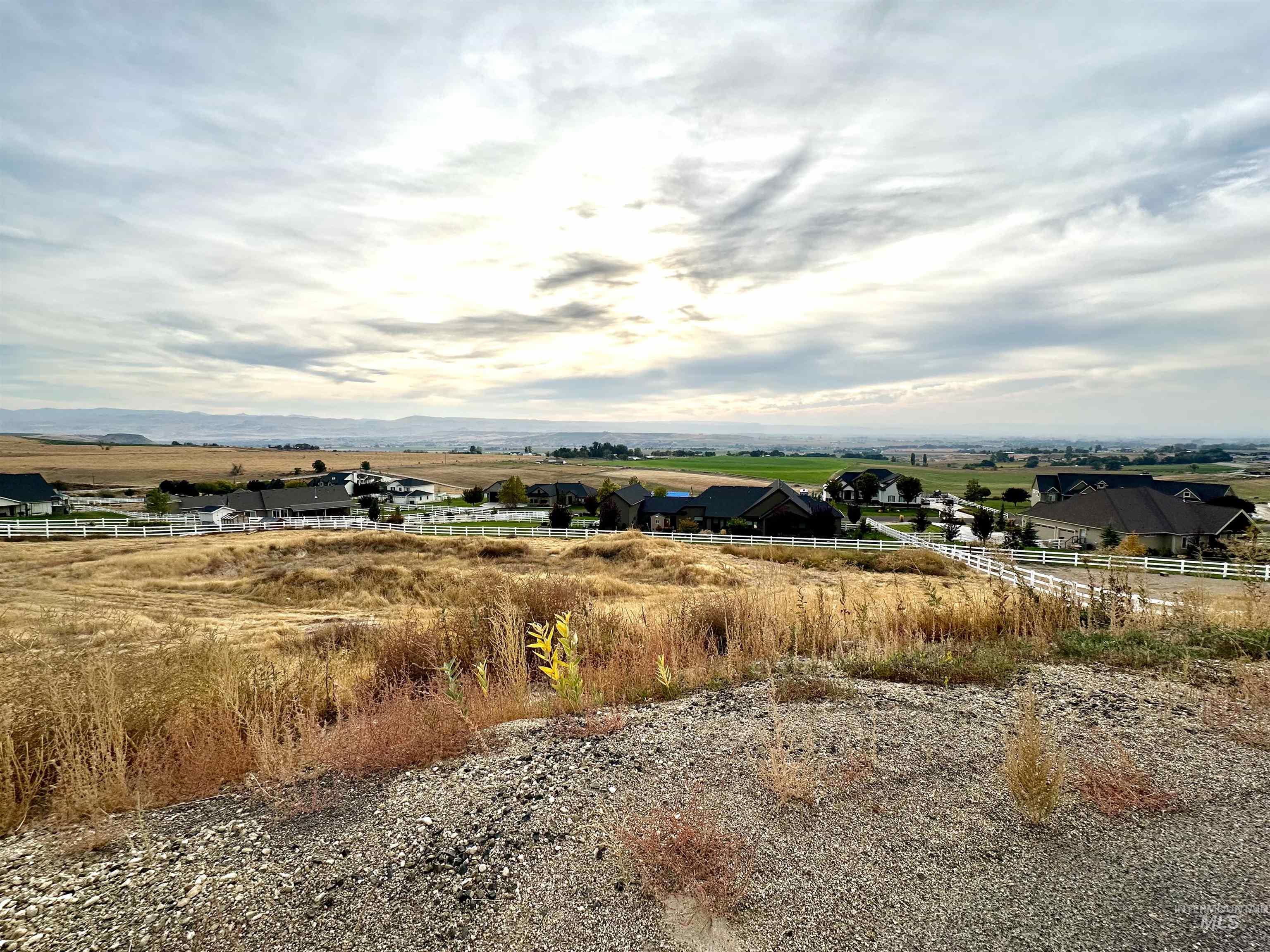 11267 W Rio Rd, Caldwell, Idaho 83607, 4 Bedrooms, 2.5 Bathrooms, Residential For Sale, Price $1,145,000,MLS 98977648