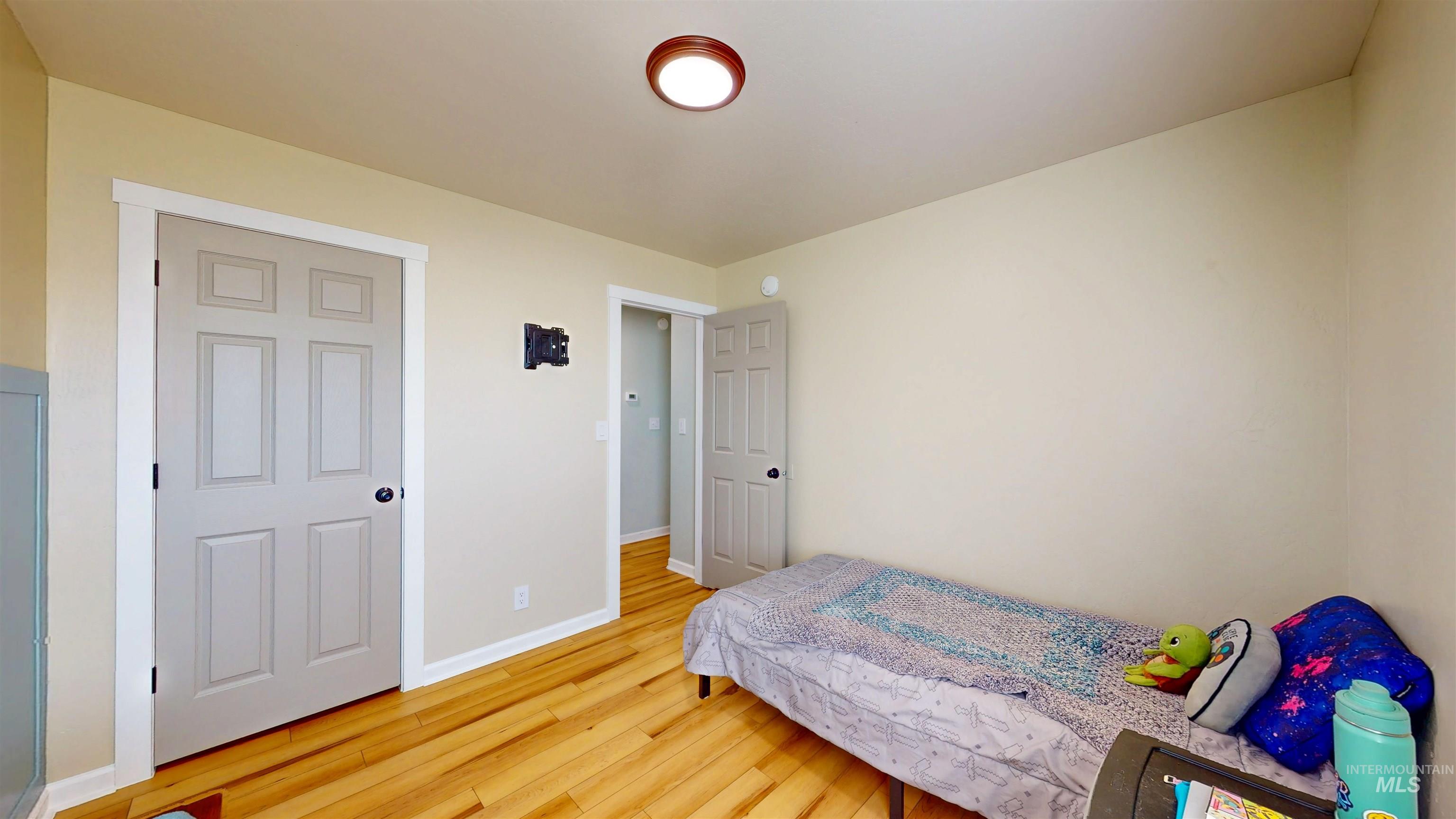 245 Yellow Rose Ave, Twin Falls, Idaho 83301, 4 Bedrooms, 3 Bathrooms, Residential For Sale, Price $349,900,MLS 98977651