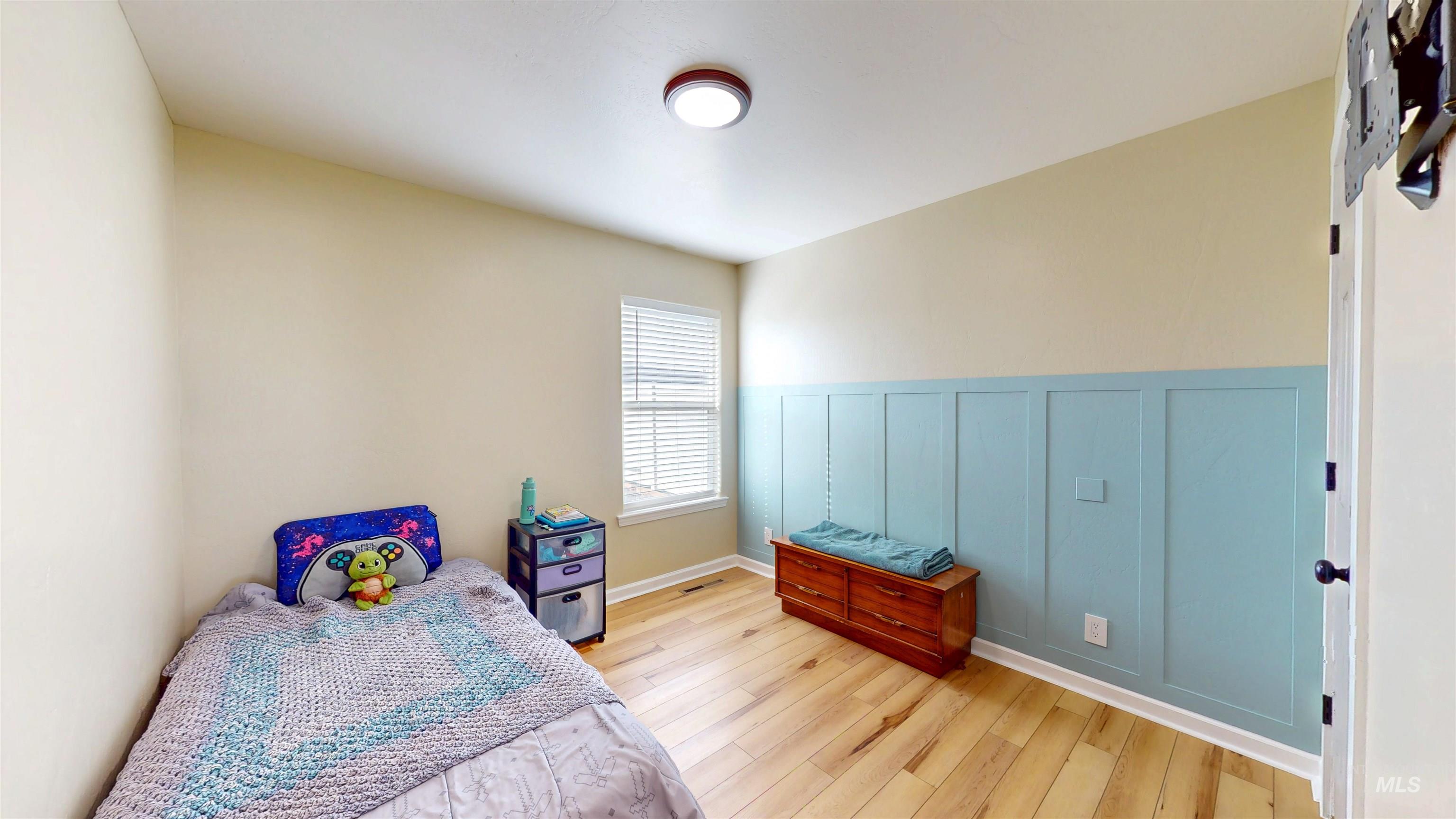 245 Yellow Rose Ave, Twin Falls, Idaho 83301, 4 Bedrooms, 3 Bathrooms, Residential For Sale, Price $349,900,MLS 98977651