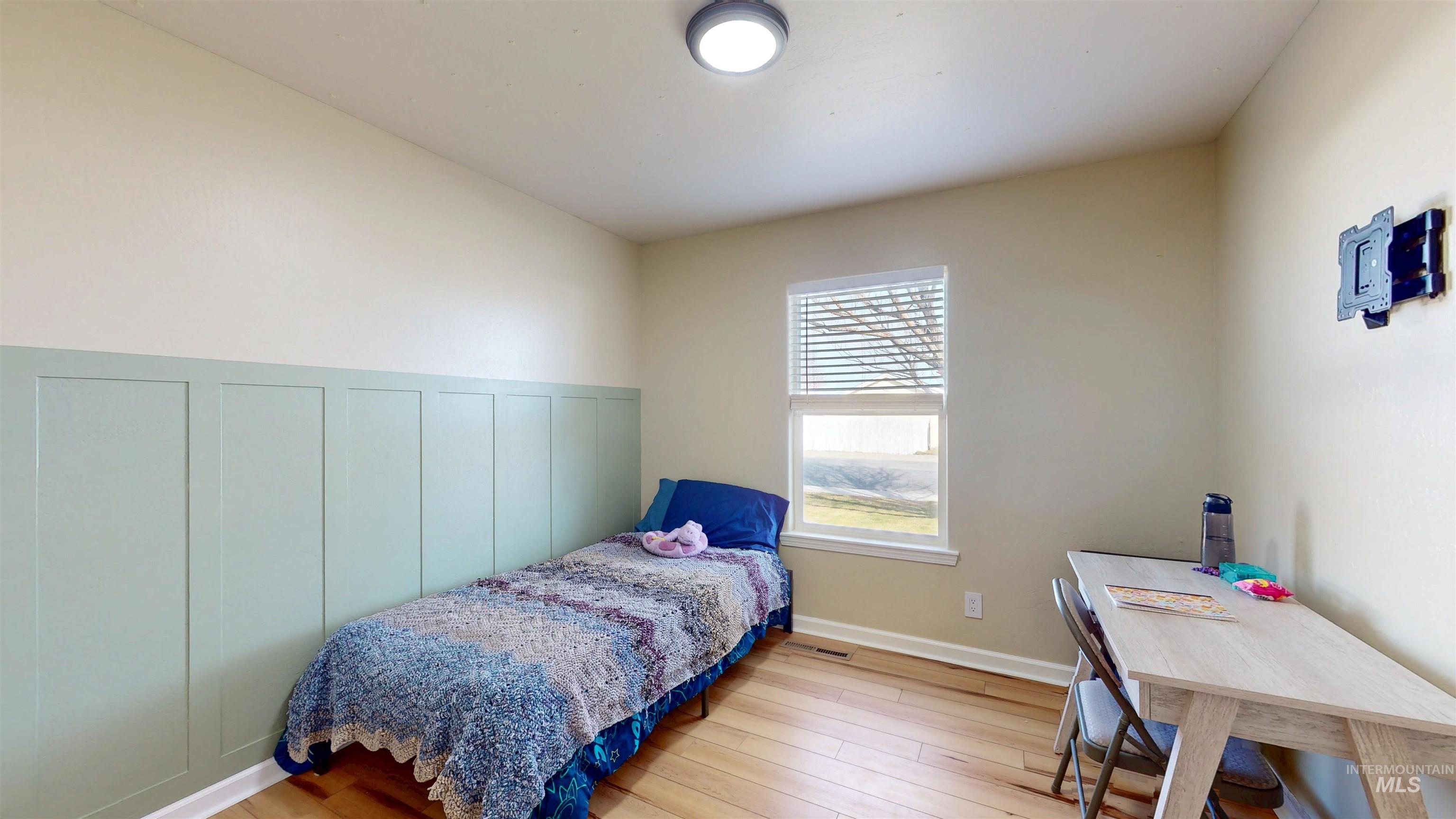 245 Yellow Rose Ave, Twin Falls, Idaho 83301, 4 Bedrooms, 3 Bathrooms, Residential For Sale, Price $349,900,MLS 98977651