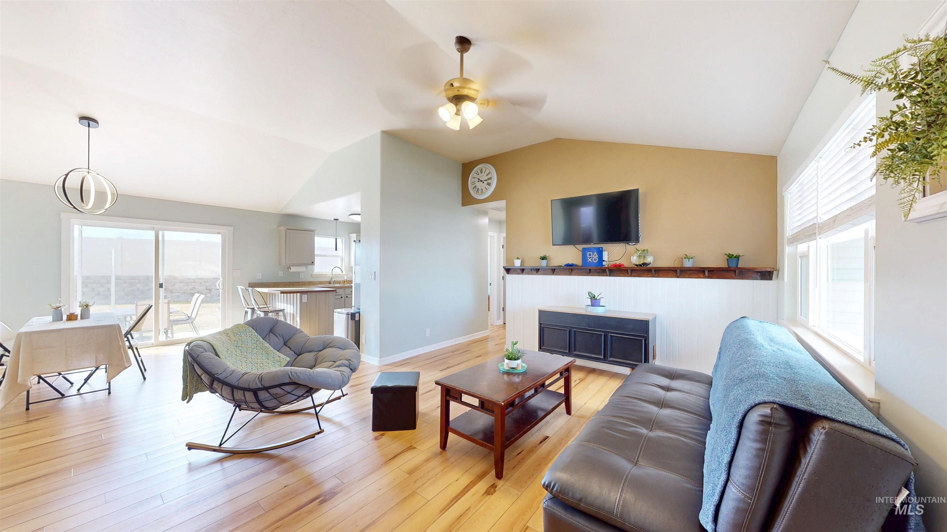 245 Yellow Rose Ave, Twin Falls, Idaho 83301, 4 Bedrooms, 3 Bathrooms, Residential For Sale, Price $349,900,MLS 98977651