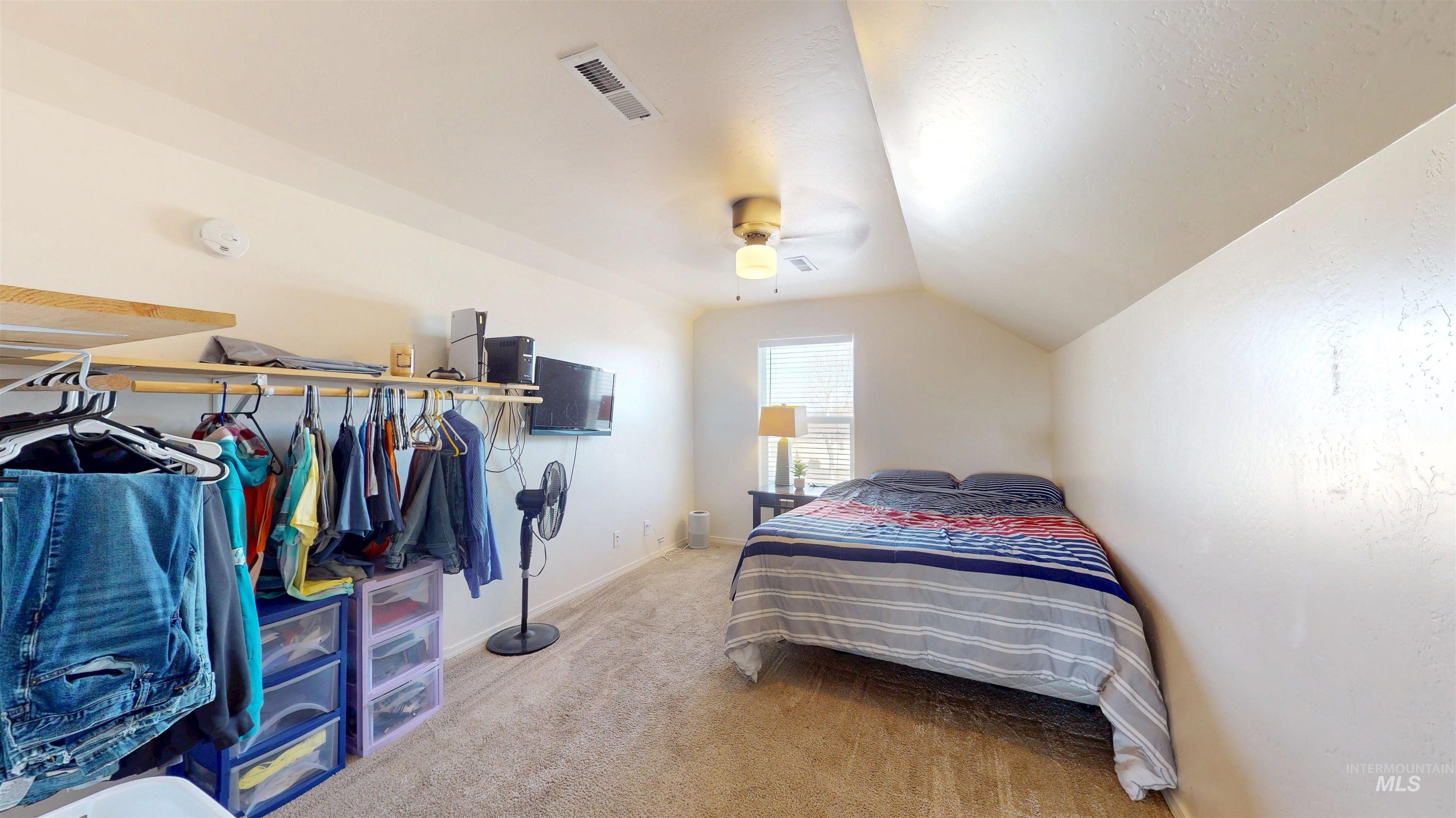 245 Yellow Rose Ave, Twin Falls, Idaho 83301, 4 Bedrooms, 3 Bathrooms, Residential For Sale, Price $349,900,MLS 98977651