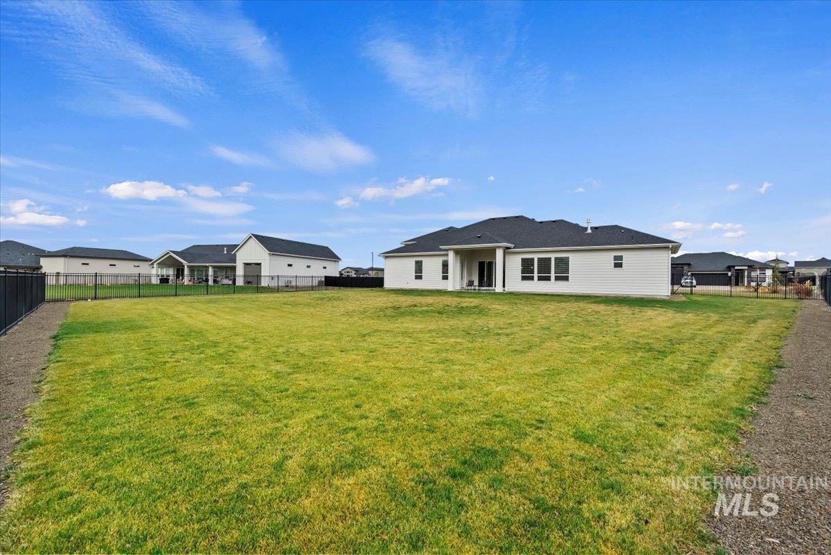 7141 E Merlin Hawk Ct, Nampa, Idaho 83686, 4 Bedrooms, 3 Bathrooms, Residential For Sale, Price $940,000,MLS 98977652