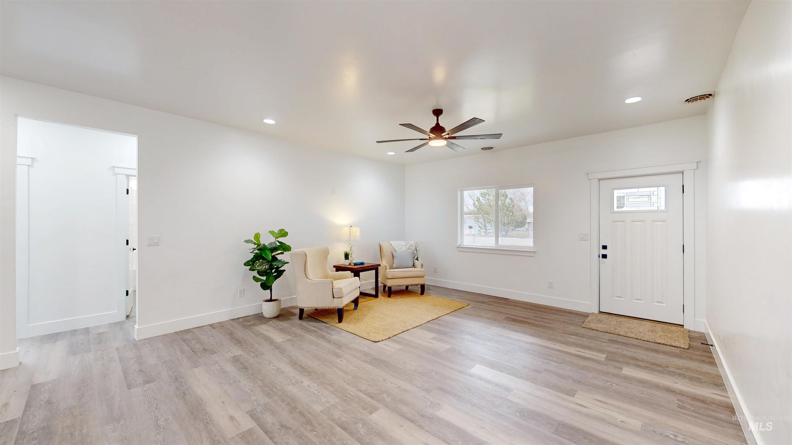 304 Shillington Court, Minidoka, Idaho 83343, 4 Bedrooms, 2 Bathrooms, Residential For Sale, Price $499,900,MLS 98977654