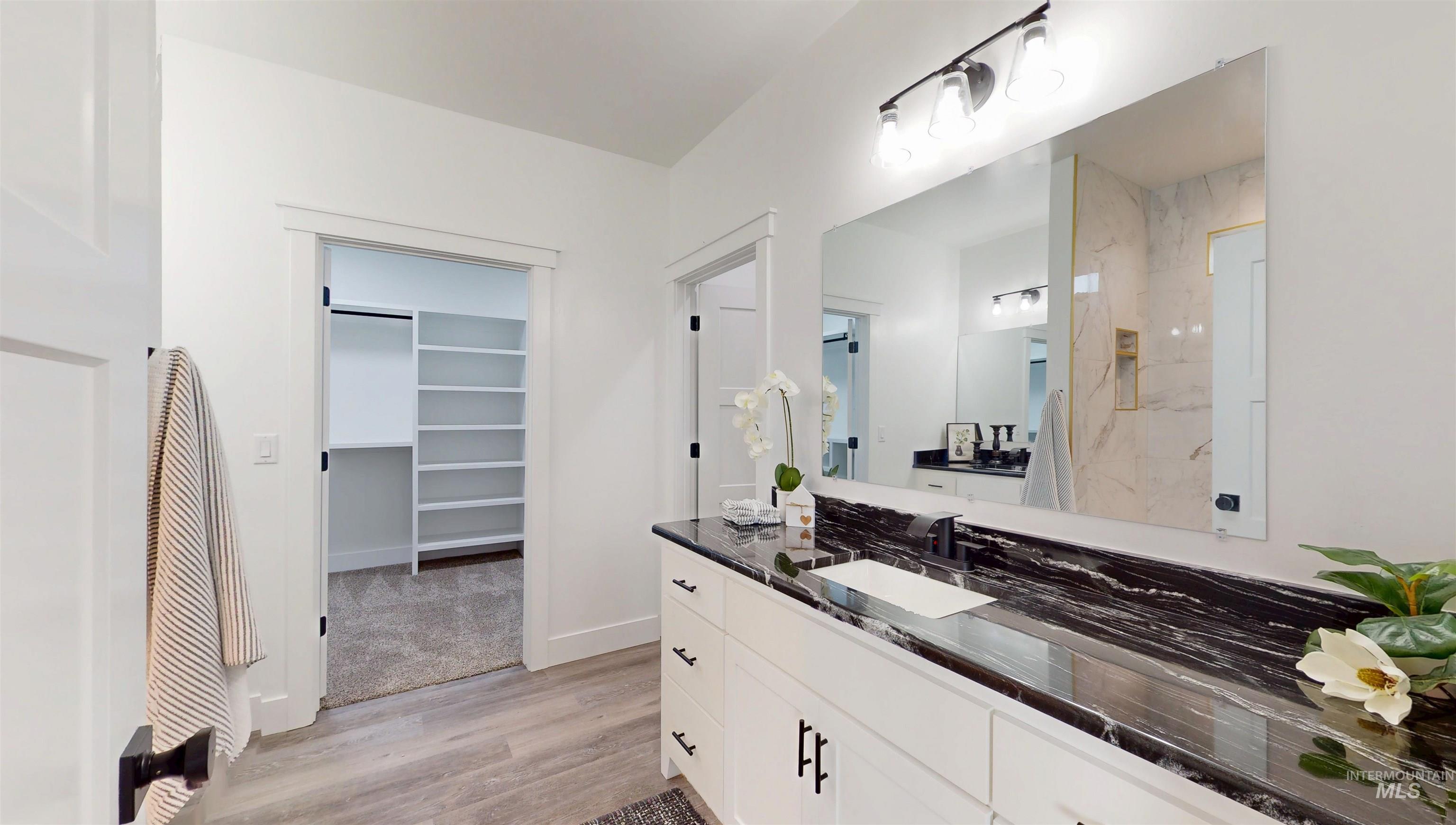 304 Shillington Court, Minidoka, Idaho 83343, 4 Bedrooms, 2 Bathrooms, Residential For Sale, Price $510,000,MLS 98977654