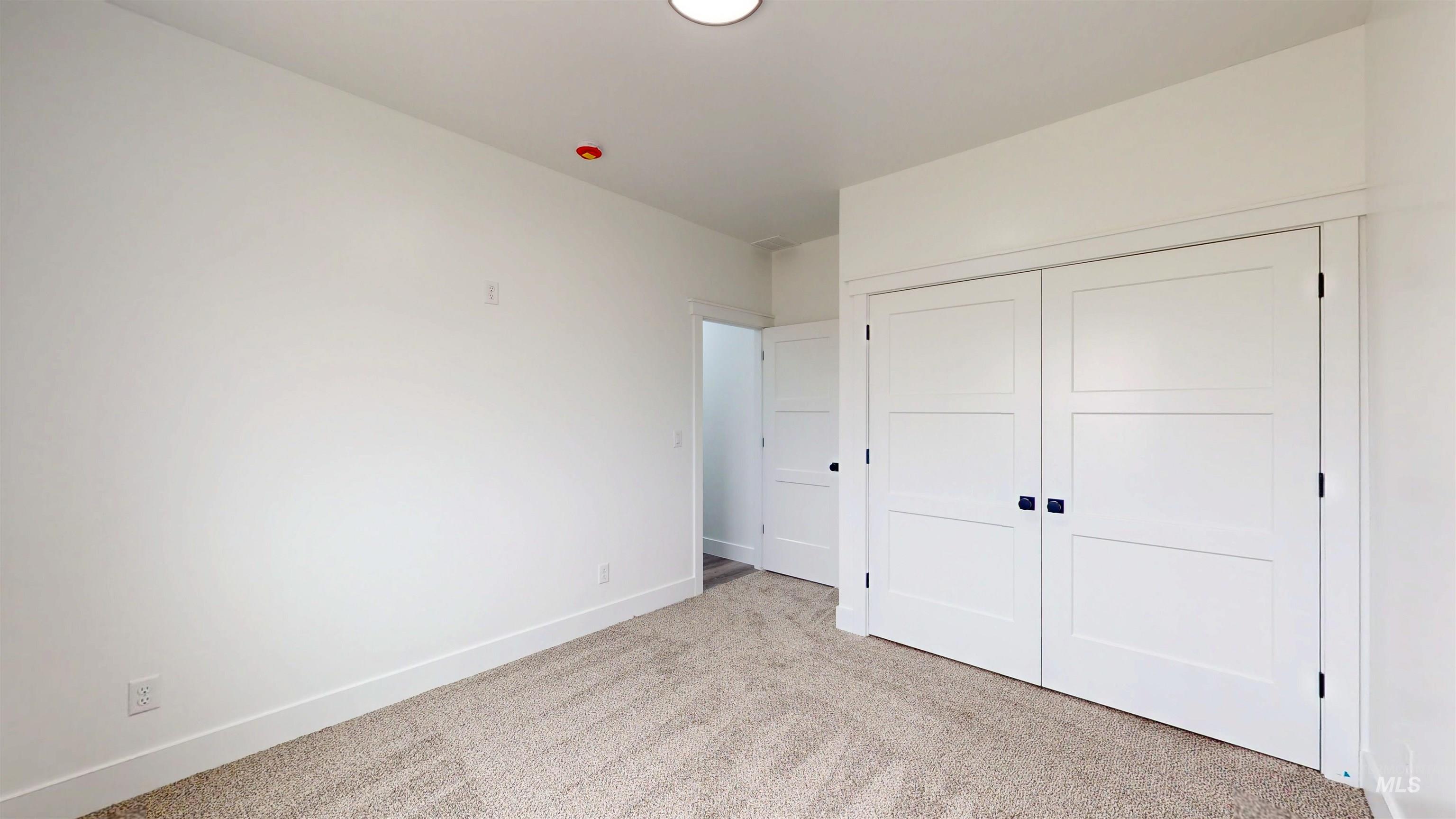 304 Shillington Court, Minidoka, Idaho 83343, 4 Bedrooms, 2 Bathrooms, Residential For Sale, Price $510,000,MLS 98977654