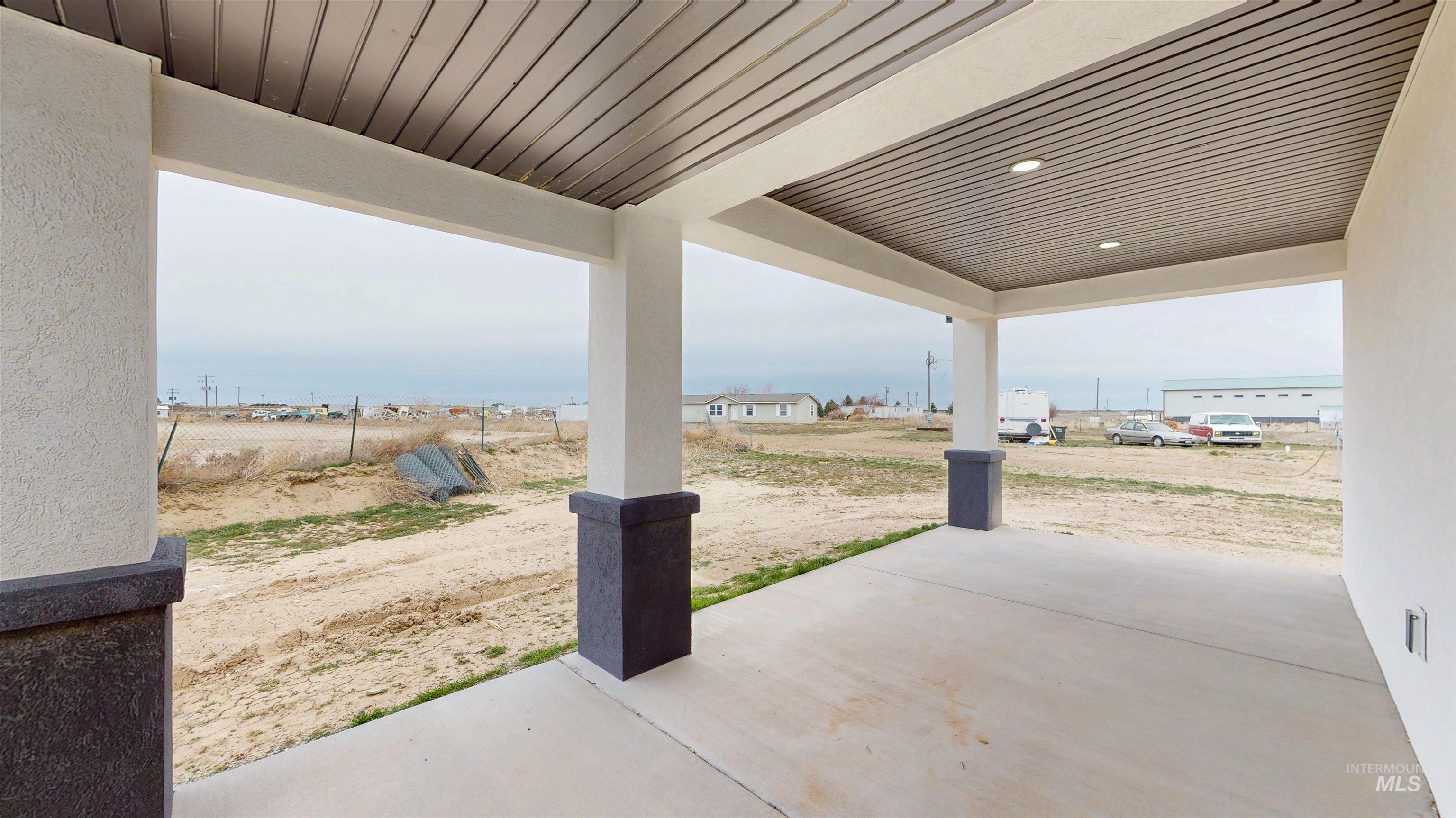 304 Shillington Court, Minidoka, Idaho 83343, 4 Bedrooms, 2 Bathrooms, Residential For Sale, Price $510,000,MLS 98977654