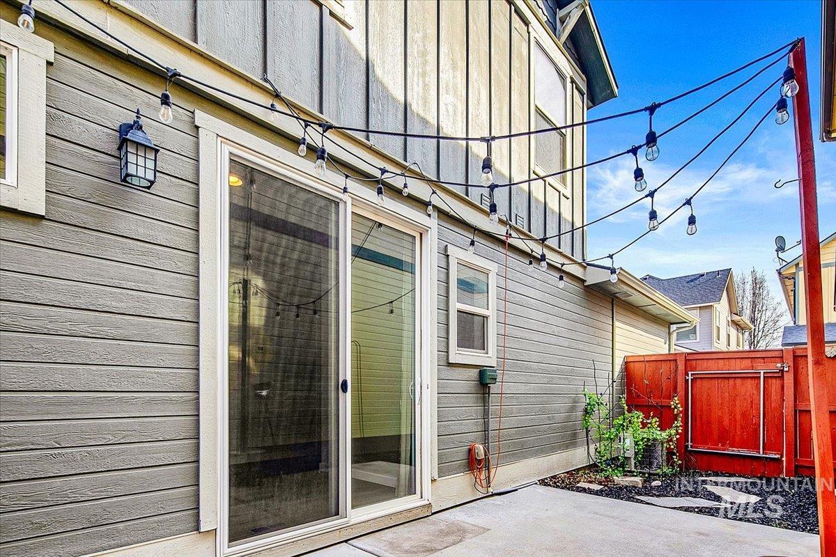 4494 S Axiom, Boise, Idaho 83716, 3 Bedrooms, 2.5 Bathrooms, Residential For Sale, Price $518,500,MLS 98977655