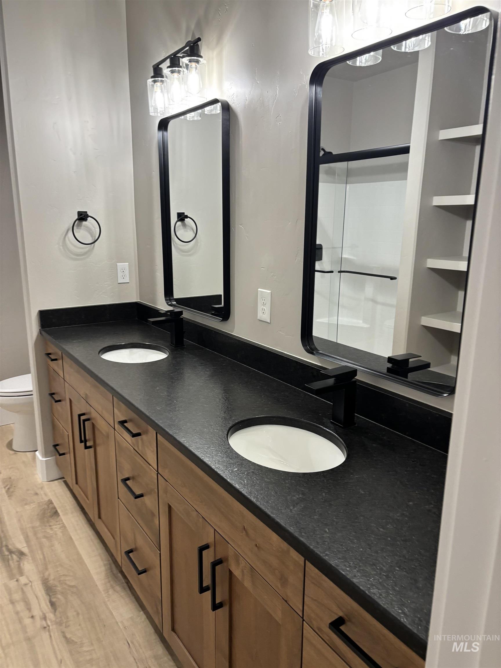 2184 Austin Way, Fruitland, Idaho 83619, 3 Bedrooms, 2 Bathrooms, Residential For Sale, Price $420,000,MLS 98977656