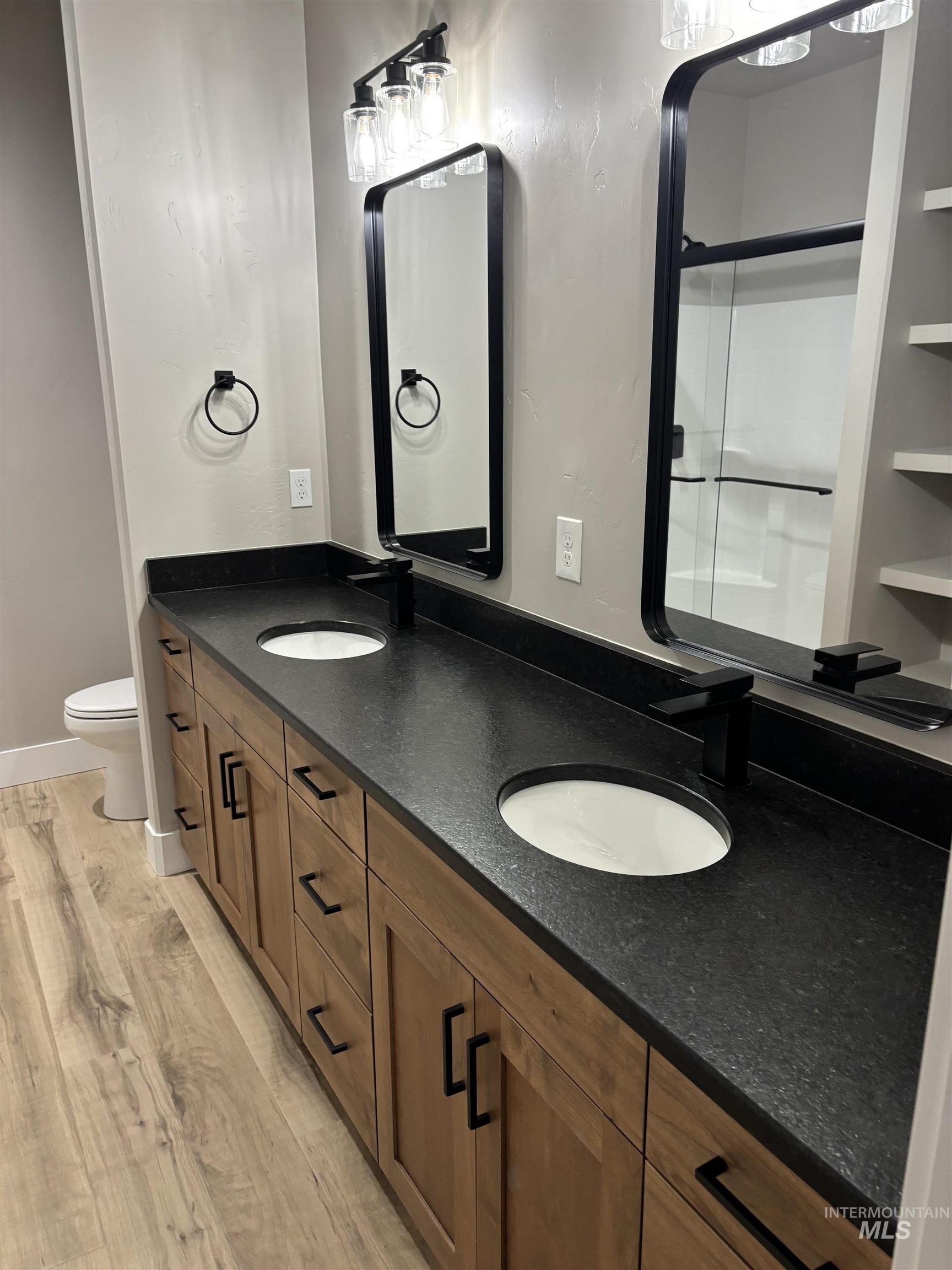 2184 Austin Way, Fruitland, Idaho 83619, 3 Bedrooms, 2 Bathrooms, Residential For Sale, Price $420,000,MLS 98977656