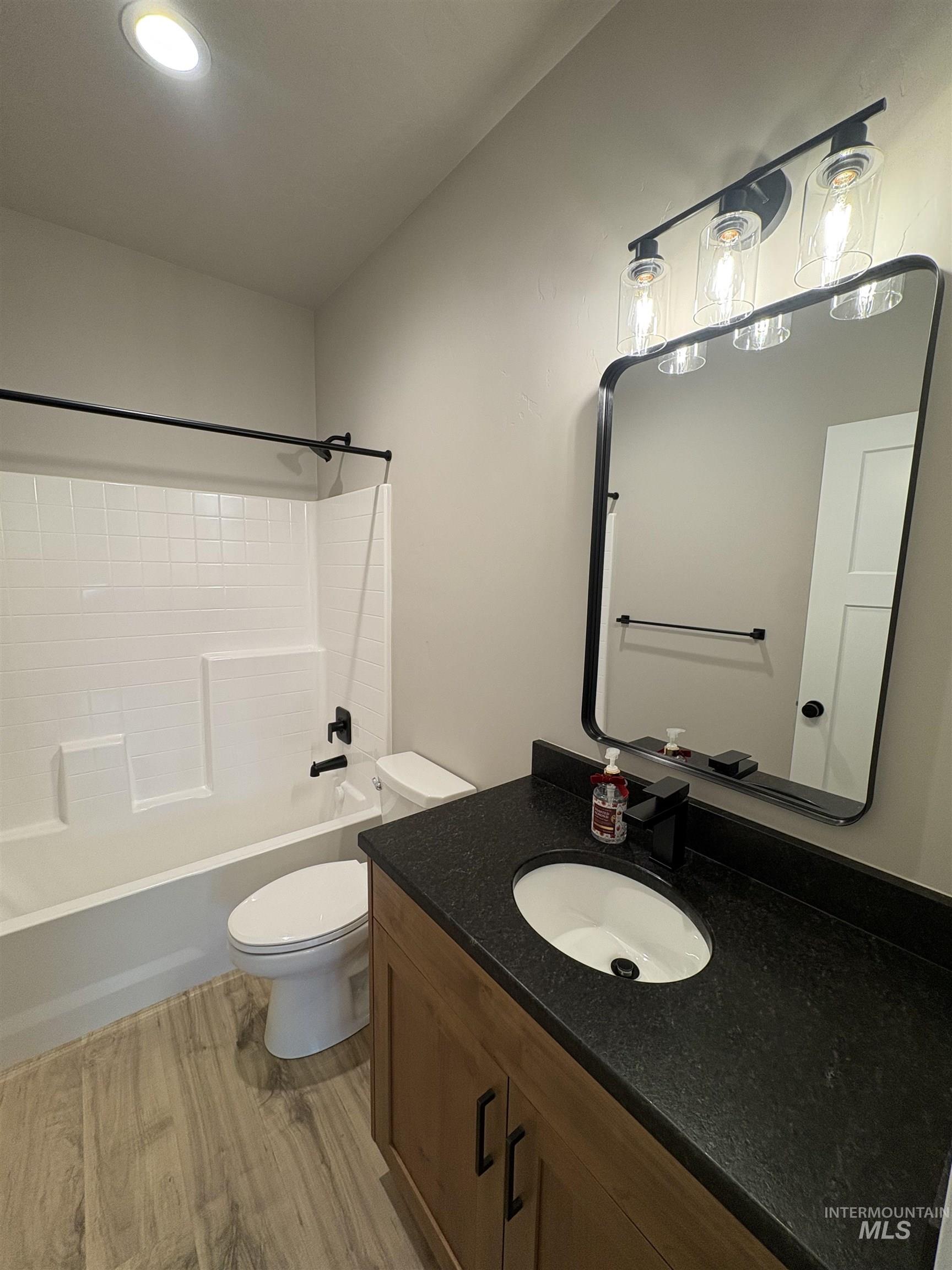 2184 Austin Way, Fruitland, Idaho 83619, 3 Bedrooms, 2 Bathrooms, Residential For Sale, Price $420,000,MLS 98977656