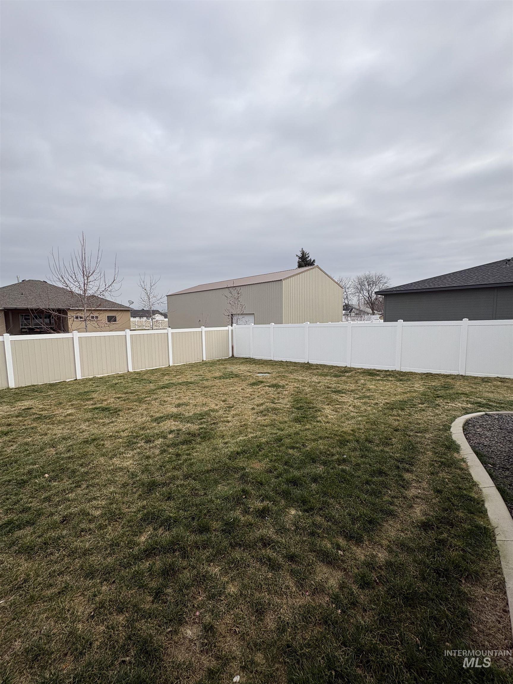 2184 Austin Way, Fruitland, Idaho 83619, 3 Bedrooms, 2 Bathrooms, Residential For Sale, Price $420,000,MLS 98977656