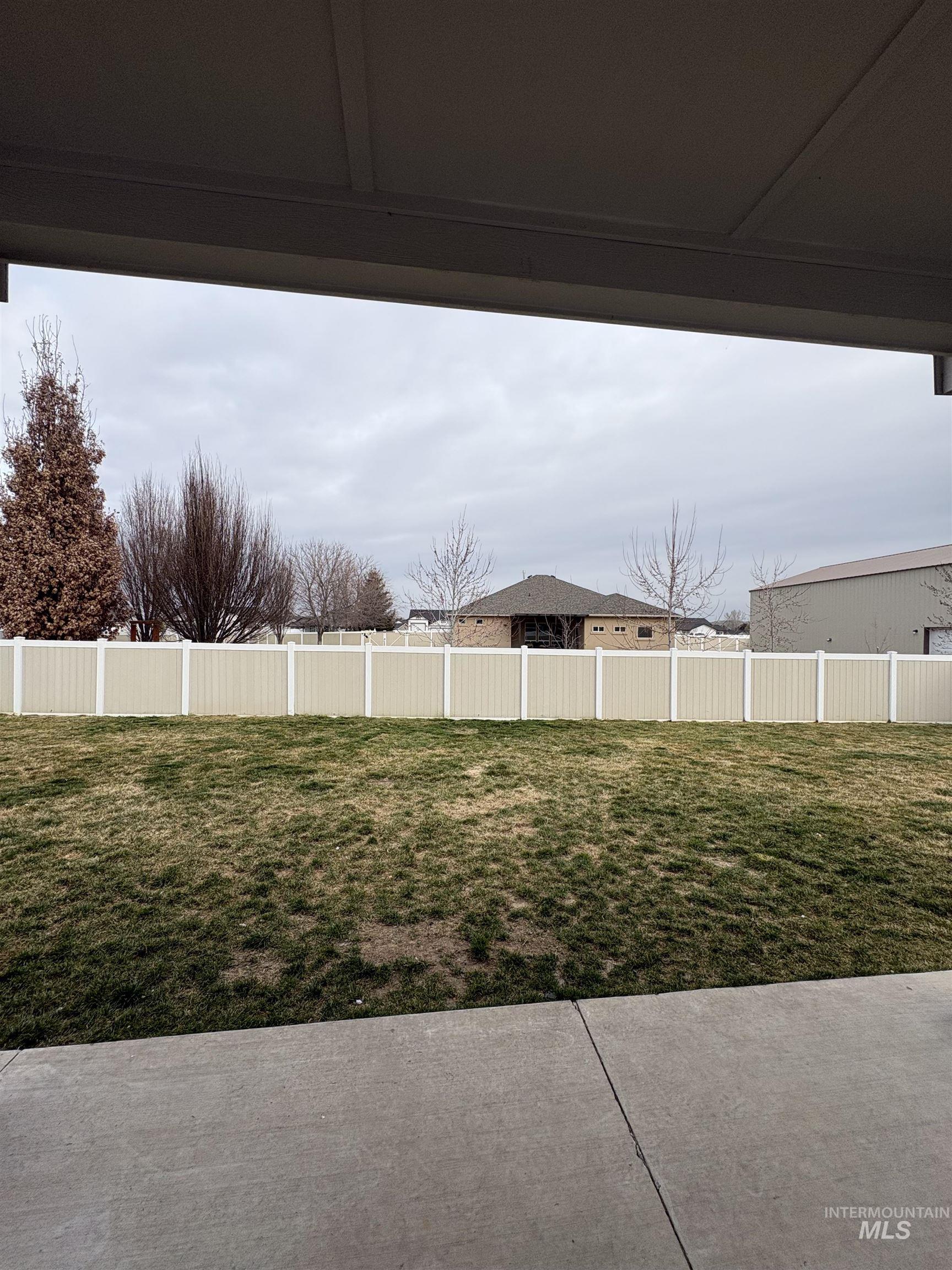 2184 Austin Way, Fruitland, Idaho 83619, 3 Bedrooms, 2 Bathrooms, Residential For Sale, Price $420,000,MLS 98977656
