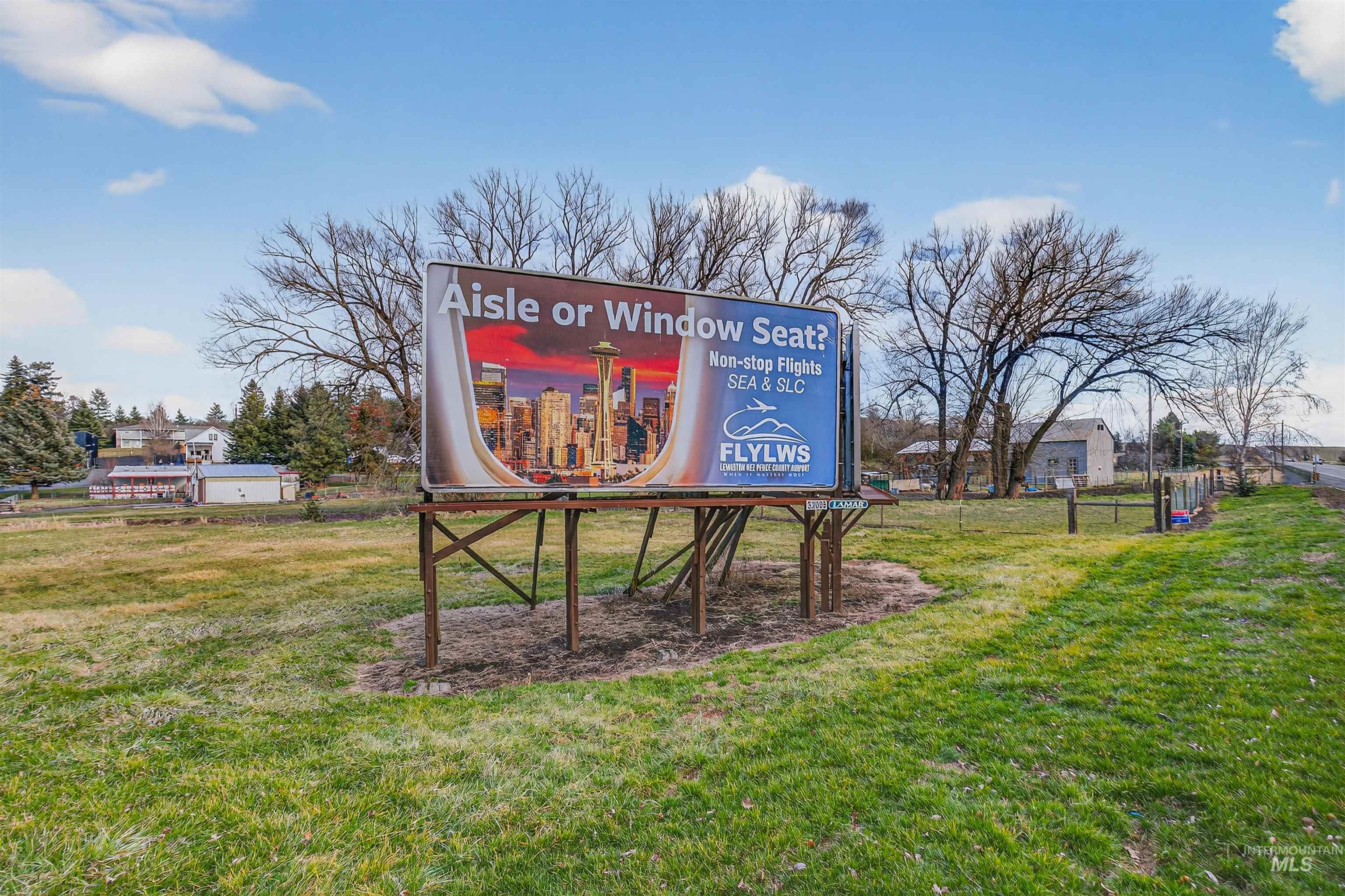 204 E Church Street, Uniontown, Washington 99179, 6 Bedrooms, Business/Commercial For Sale, Price $399,900,MLS 98977657