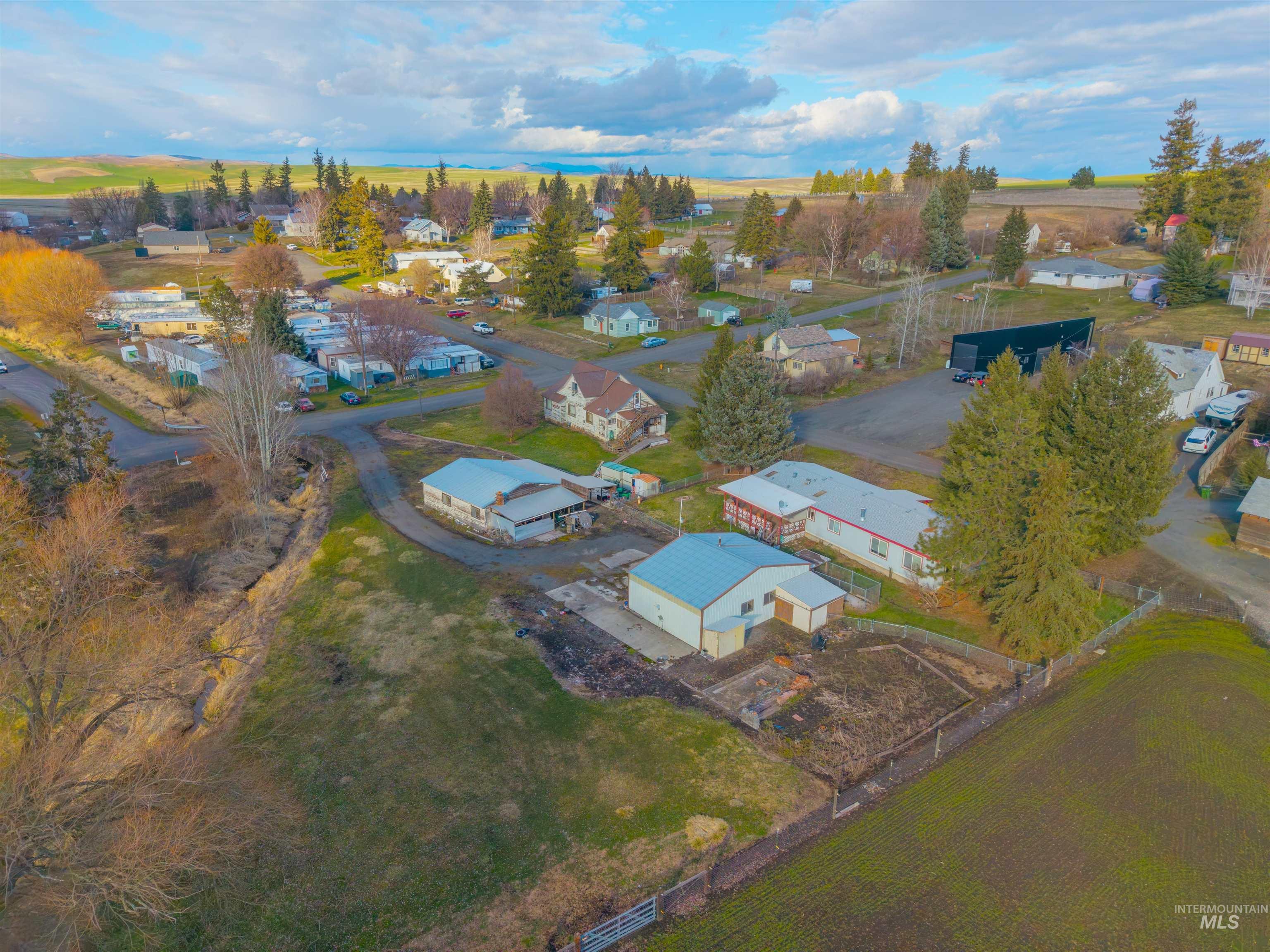 204 E Church Street, Uniontown, Washington 99179, 6 Bedrooms, Business/Commercial For Sale, Price $399,900,MLS 98977657