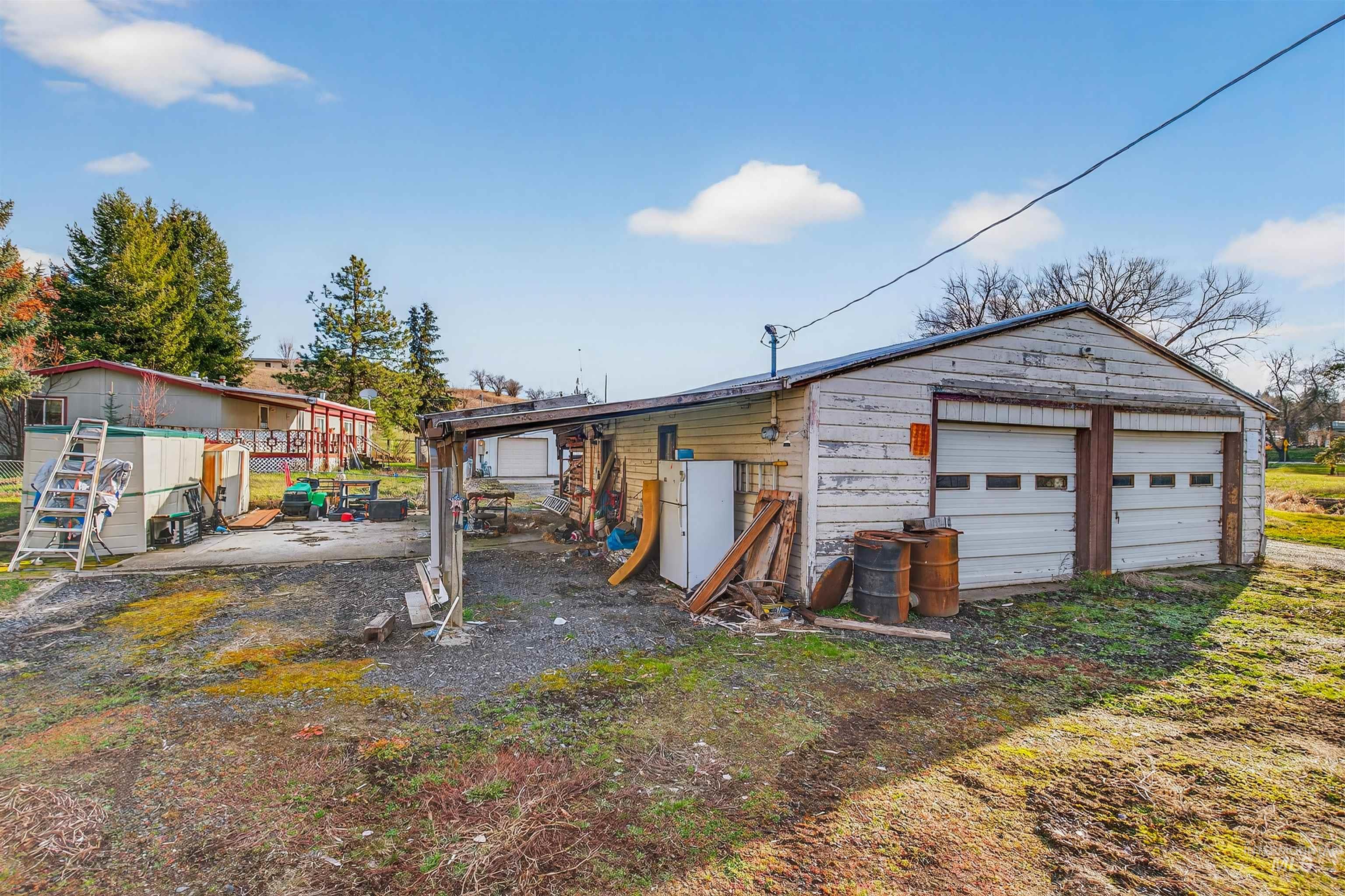 204 E Church Street, Uniontown, Washington 99179, 6 Bedrooms, Business/Commercial For Sale, Price $399,900,MLS 98977657