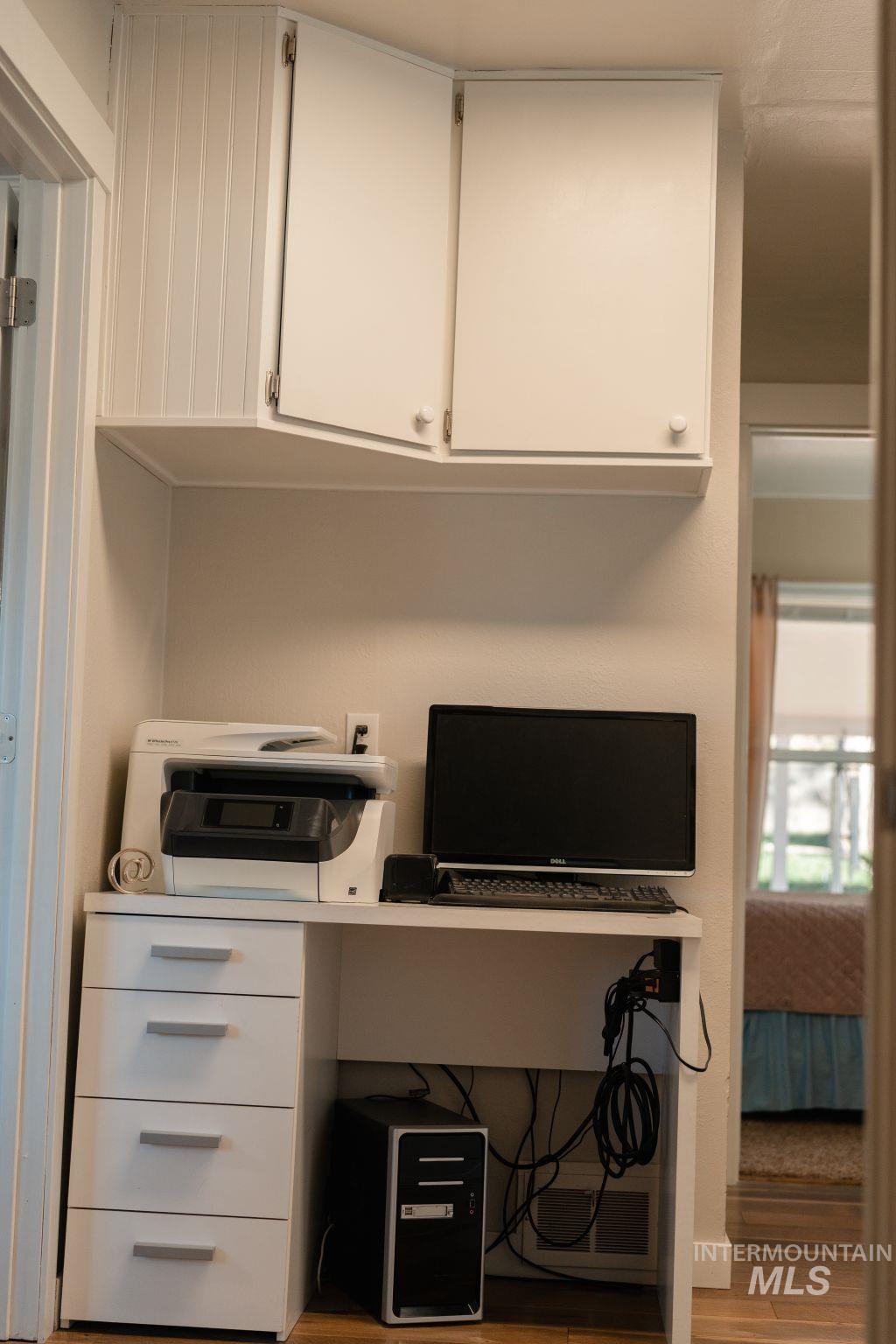 1269 Main Street, Pomeroy, Washington 99347, 5 Bedrooms, 3 Bathrooms, Residential For Sale, Price $389,000,MLS 98977659