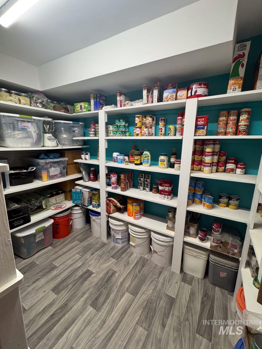 1269 Main Street, Pomeroy, Washington 99347, 5 Bedrooms, 3 Bathrooms, Residential For Sale, Price $389,000,MLS 98977659