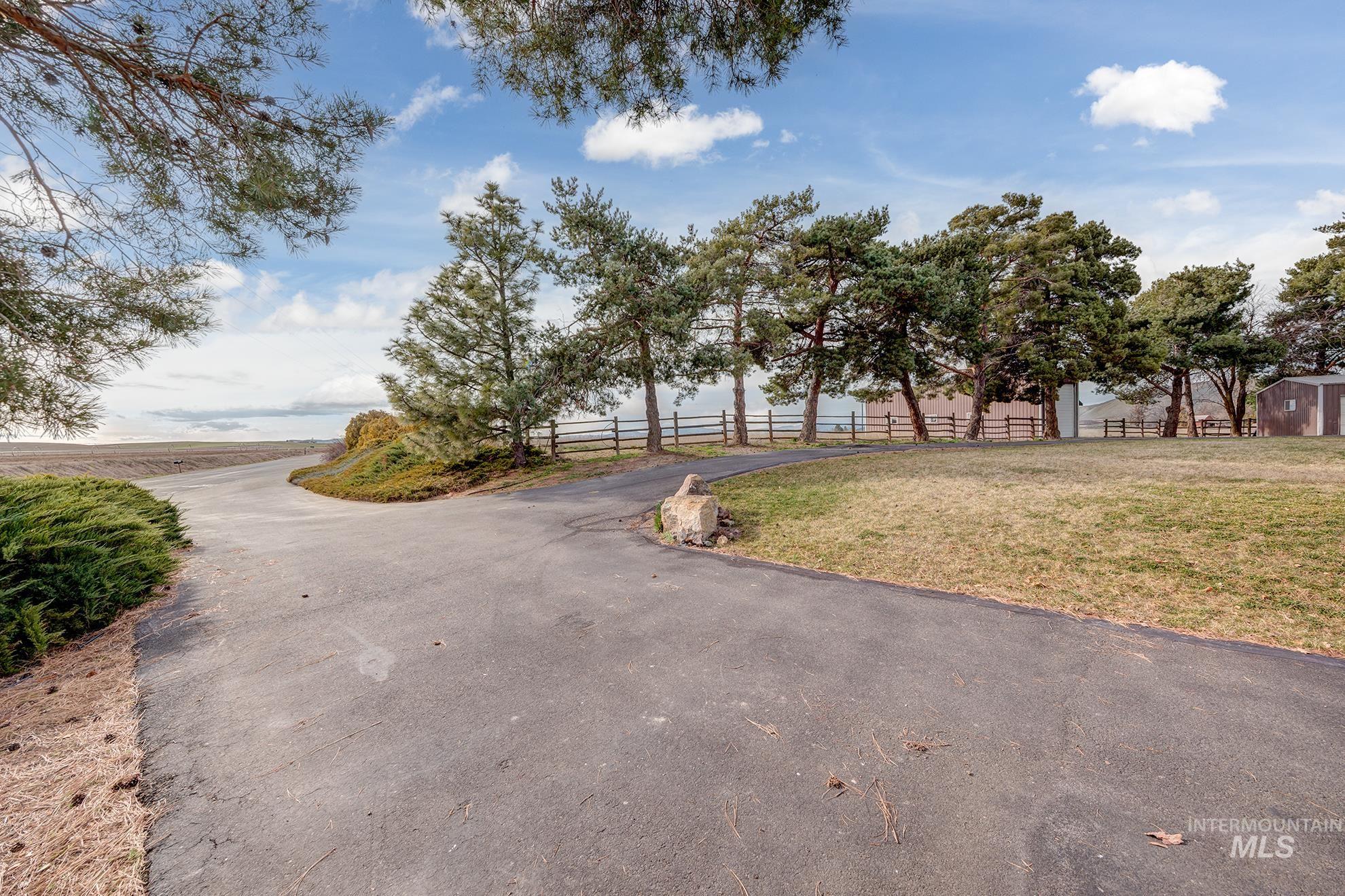 1684 Cove Road, Weiser, Idaho 83672, 5 Bedrooms, 2 Bathrooms, Residential For Sale, Price $610,000,MLS 98977660