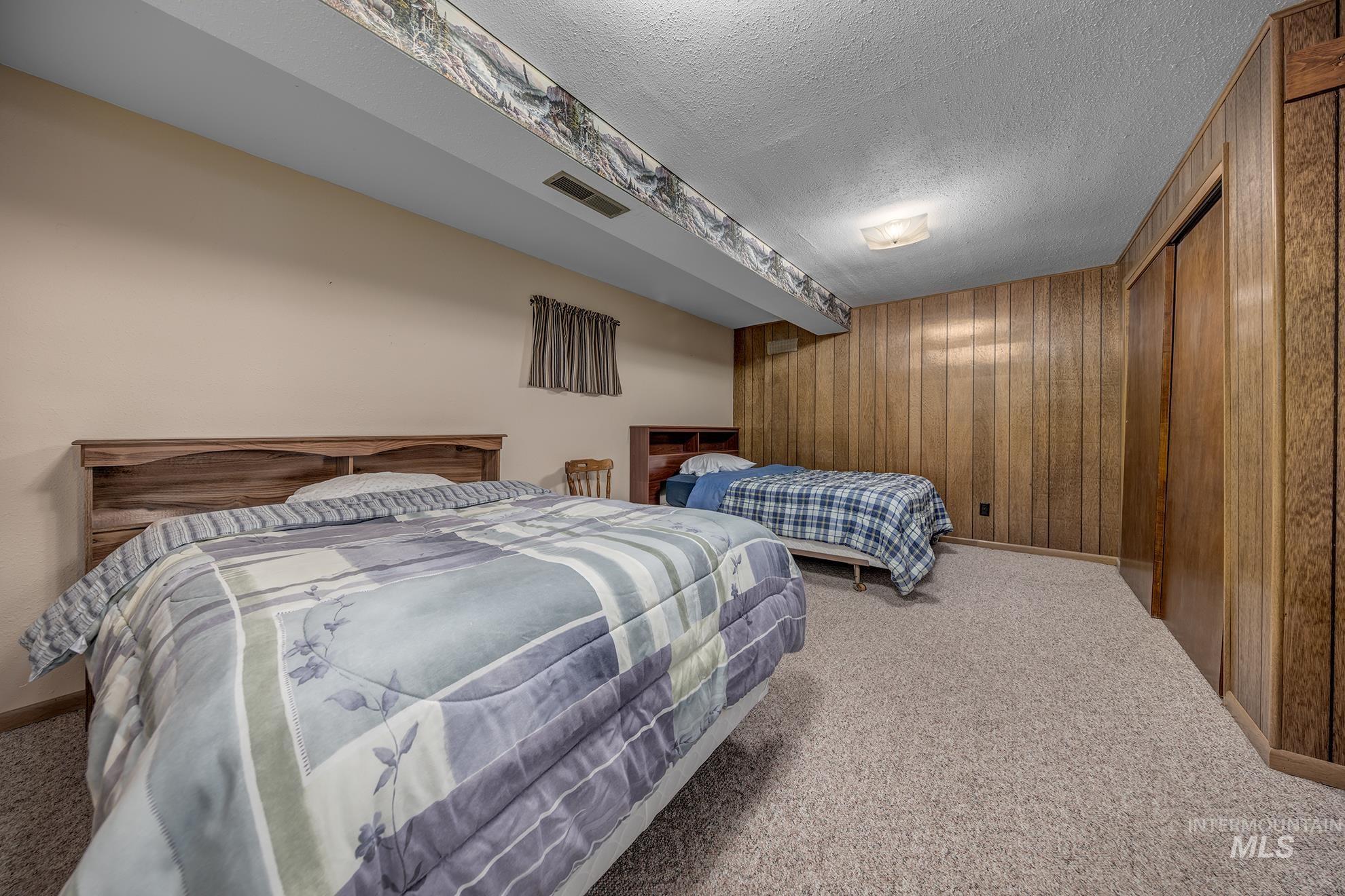 1684 Cove Road, Weiser, Idaho 83672, 5 Bedrooms, 2 Bathrooms, Residential For Sale, Price $610,000,MLS 98977660