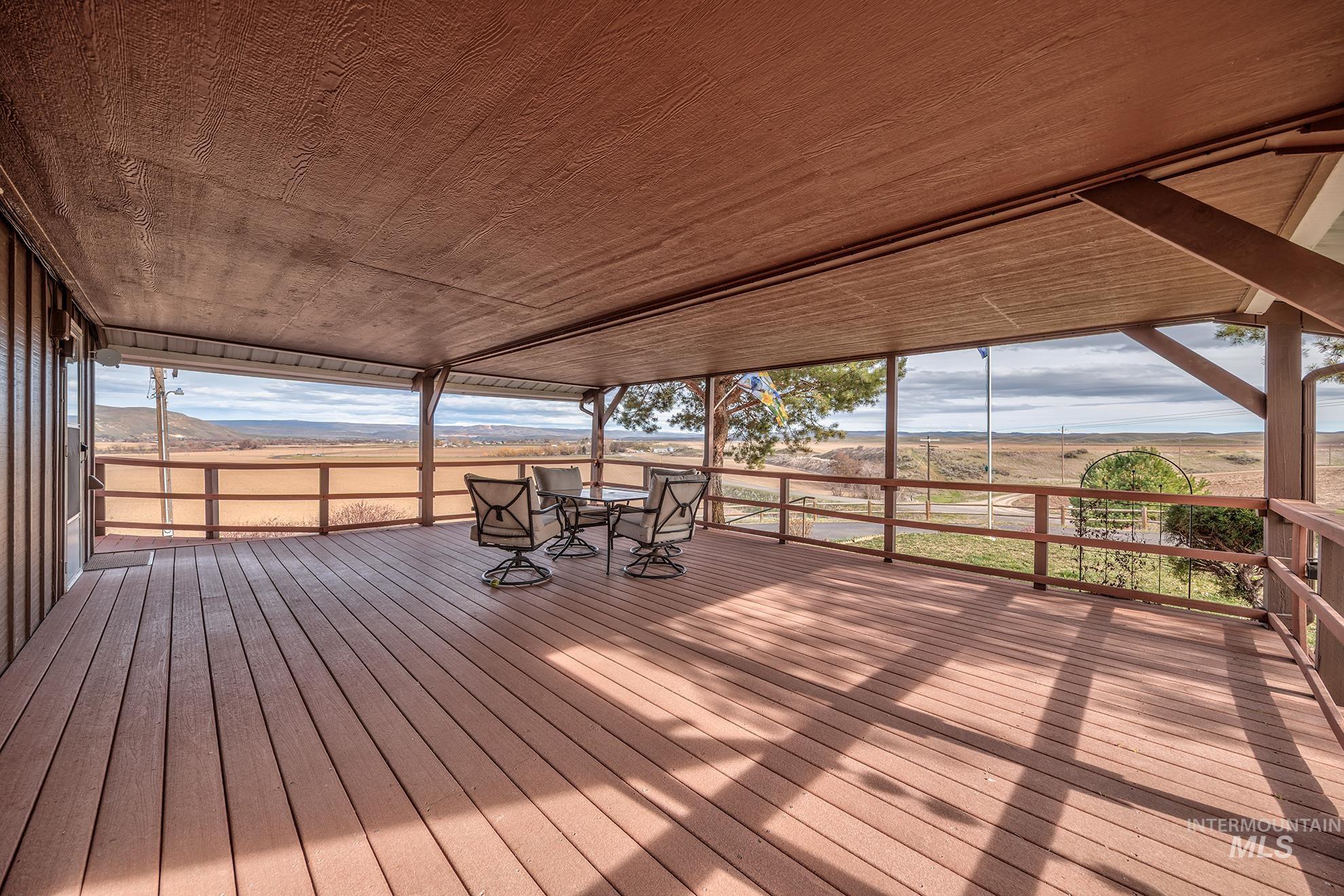 1684 Cove Road, Weiser, Idaho 83672, 5 Bedrooms, 2 Bathrooms, Residential For Sale, Price $610,000,MLS 98977660