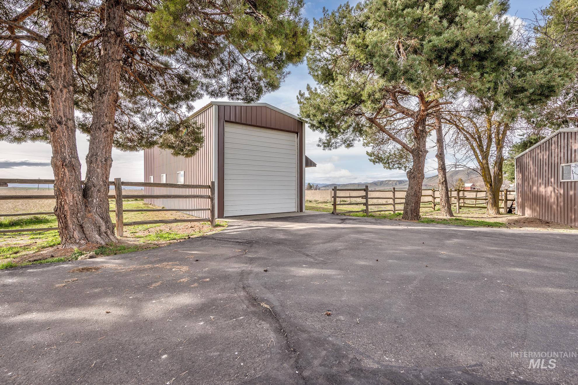 1684 Cove Road, Weiser, Idaho 83672, 5 Bedrooms, 2 Bathrooms, Residential For Sale, Price $610,000,MLS 98977660