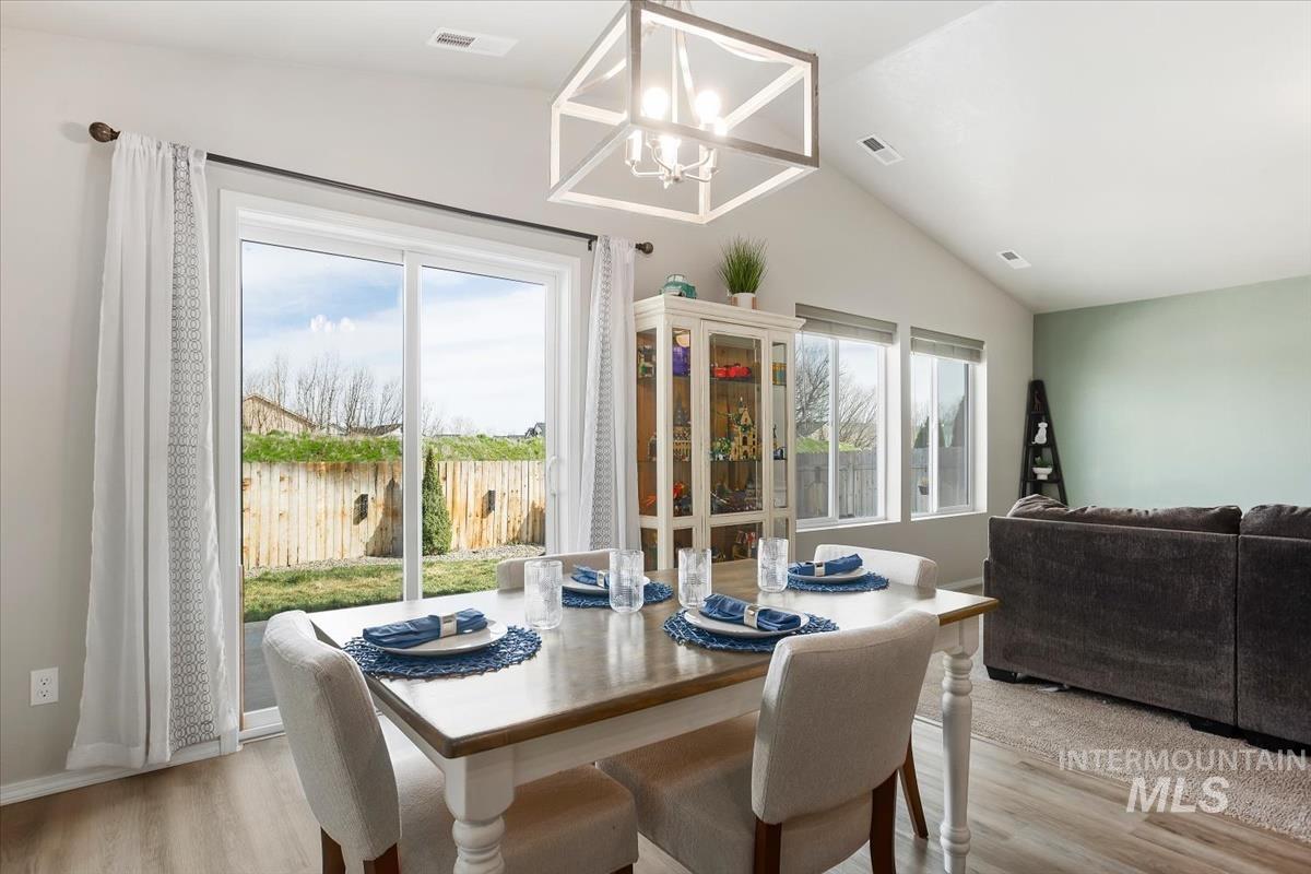 16598 Corrine Ave., Caldwell, Idaho 83607, 3 Bedrooms, 2 Bathrooms, Residential For Sale, Price $369,990, 98977661