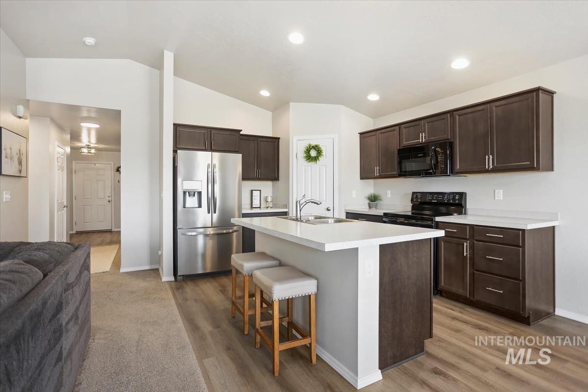 16598 Corrine Ave., Caldwell, Idaho 83607, 3 Bedrooms, 2 Bathrooms, Residential For Sale, Price $369,990, 98977661