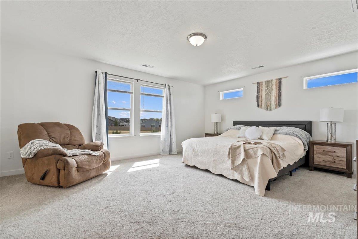 3074 N Greengate Way, Star, Idaho 83669, 5 Bedrooms, 4 Bathrooms, Residential For Sale, Price $588,750, 98977665