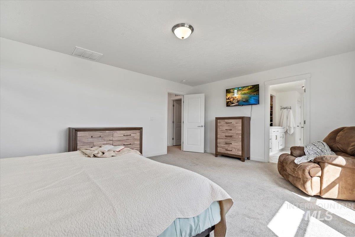 3074 N Greengate Way, Star, Idaho 83669, 5 Bedrooms, 4 Bathrooms, Residential For Sale, Price $588,750, 98977665