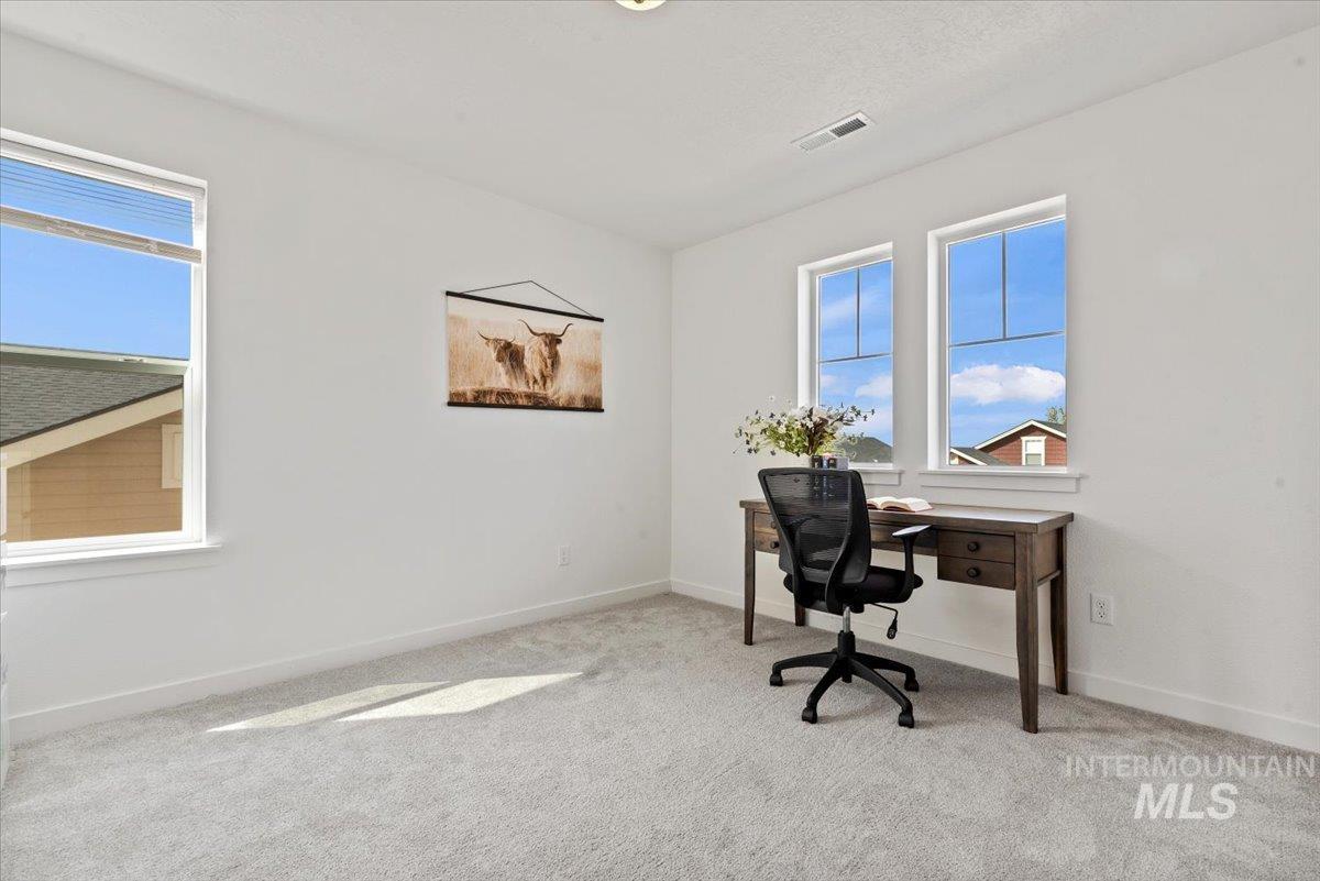 3074 N Greengate Way, Star, Idaho 83669, 5 Bedrooms, 4 Bathrooms, Residential For Sale, Price $599,990,MLS 98977665