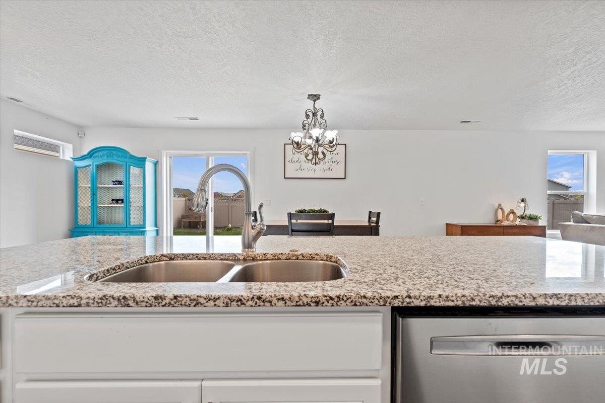 3074 N Greengate Way, Star, Idaho 83669, 5 Bedrooms, 4 Bathrooms, Residential For Sale, Price $588,750, 98977665