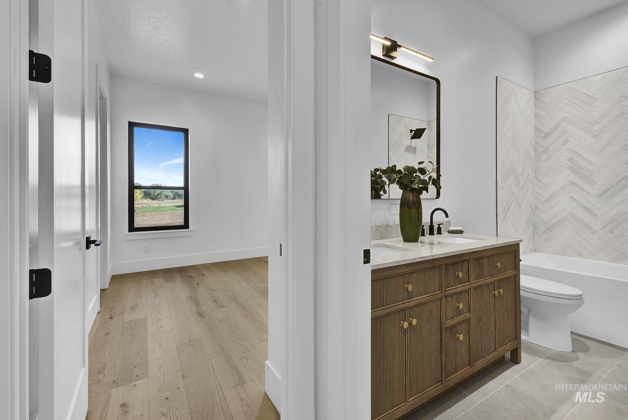 13531 Lake Shore Dr, Nampa, Idaho 83686, 3 Bedrooms, 3.5 Bathrooms, Residential For Sale, Price $1,429,000,MLS 98977667