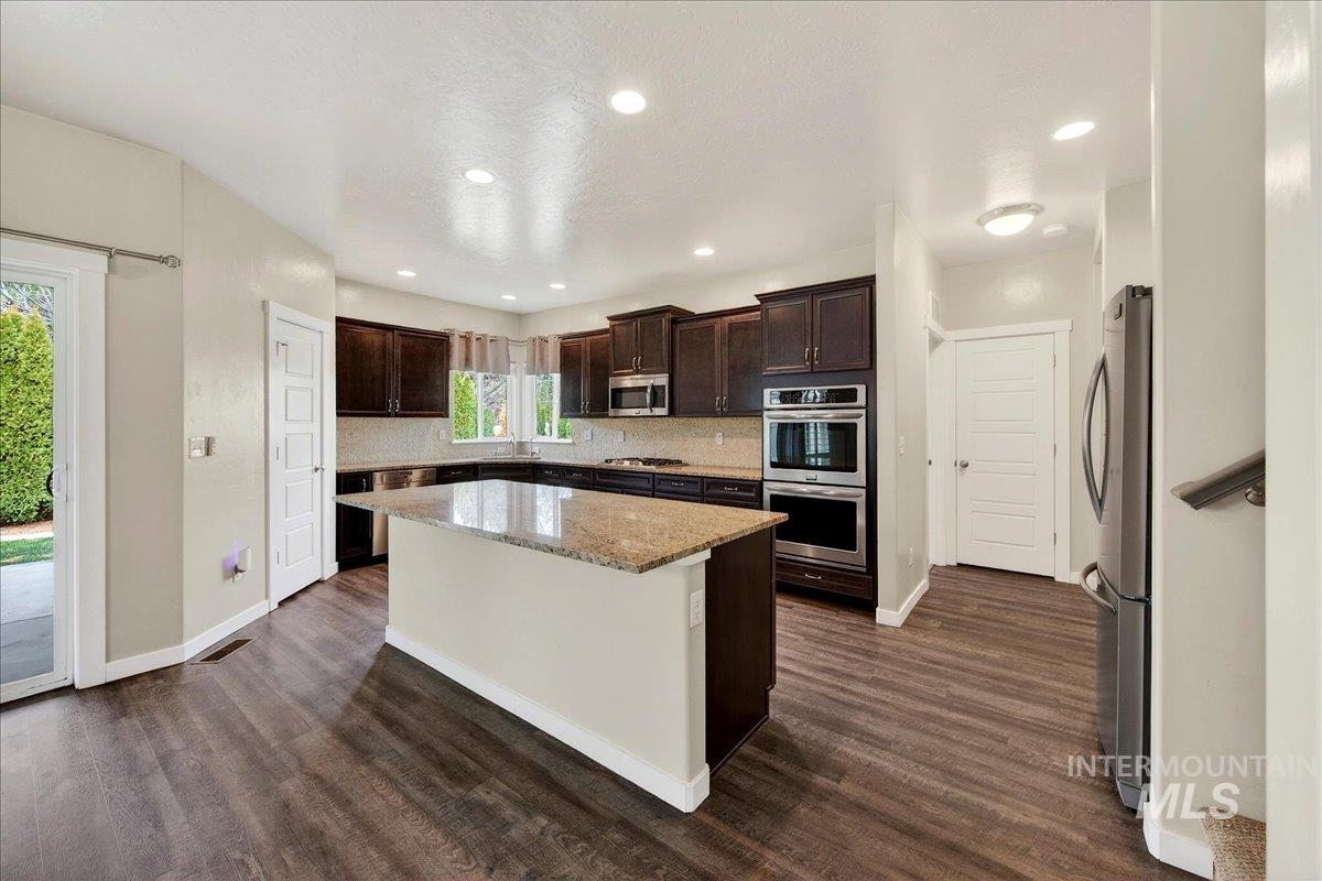 11862 W ARDYCE ST, Boise, Idaho 83713, 5 Bedrooms, 2.5 Bathrooms, Residential For Sale, Price $617,500,MLS 98977670