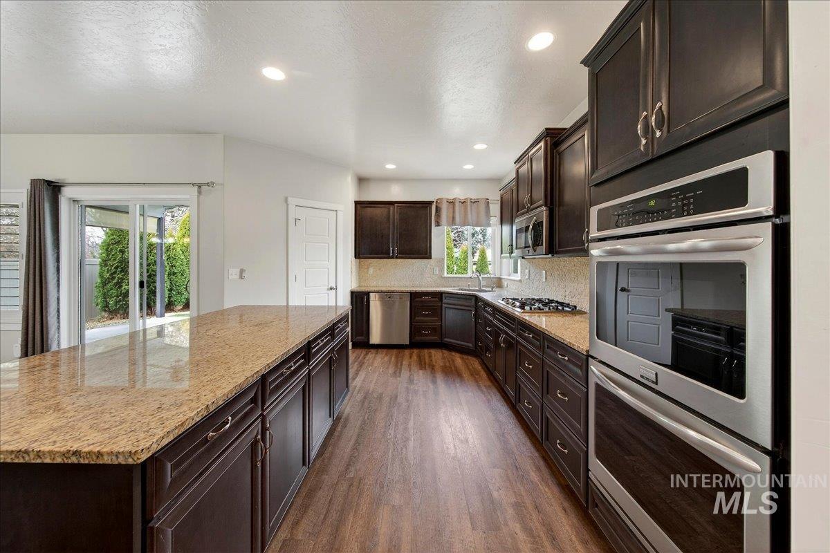 11862 W ARDYCE ST, Boise, Idaho 83713, 5 Bedrooms, 2.5 Bathrooms, Residential For Sale, Price $617,500,MLS 98977670