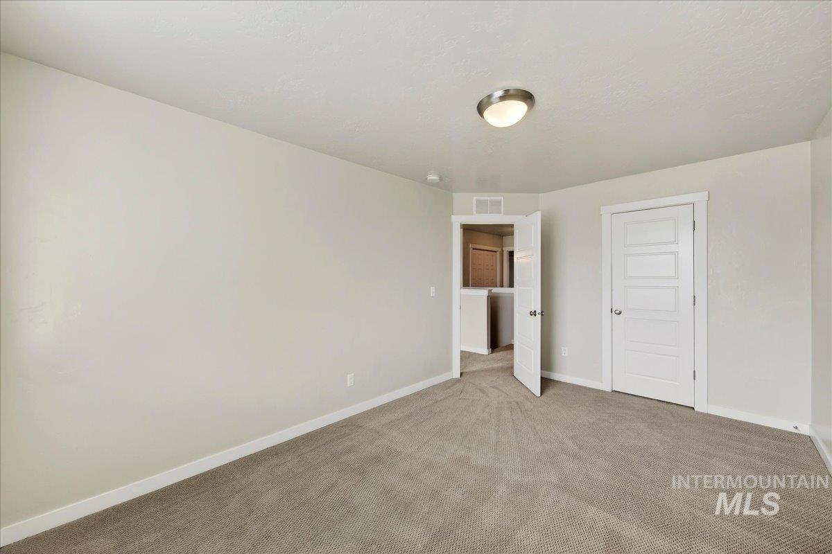 11862 W ARDYCE ST, Boise, Idaho 83713, 5 Bedrooms, 2.5 Bathrooms, Residential For Sale, Price $617,500,MLS 98977670