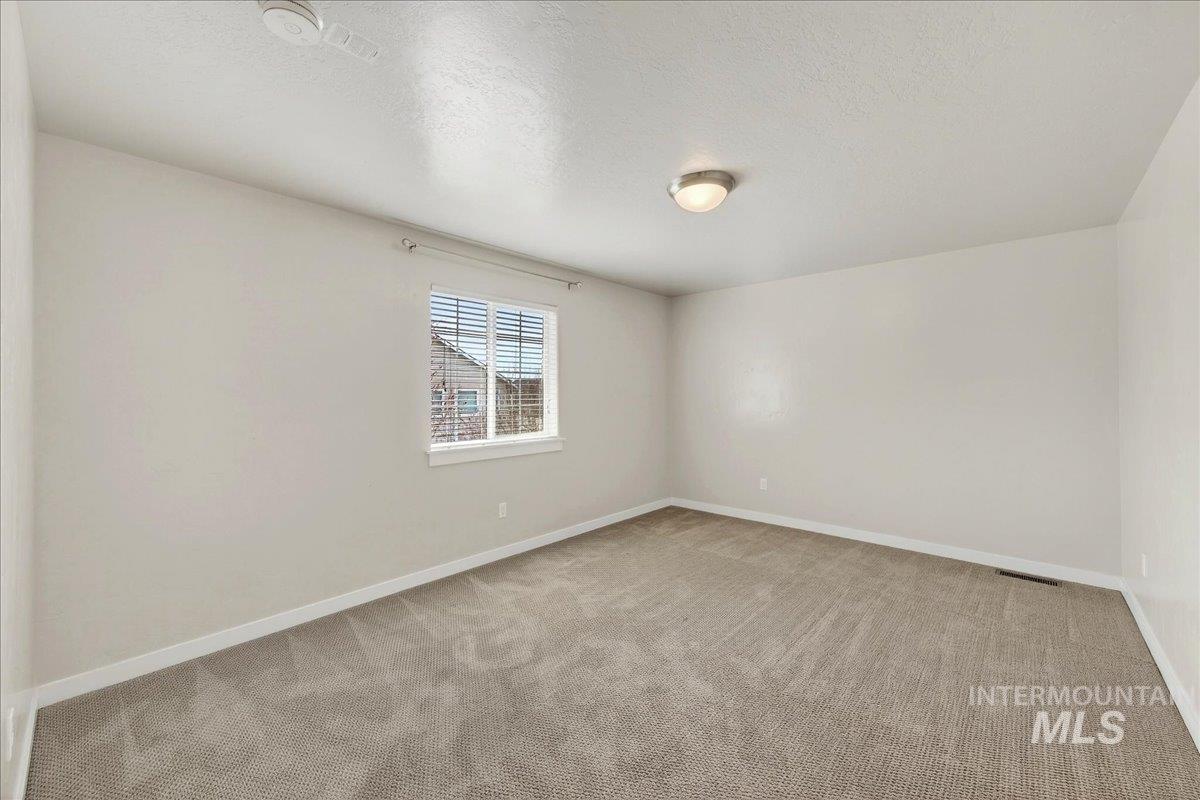 11862 W ARDYCE ST, Boise, Idaho 83713, 5 Bedrooms, 2.5 Bathrooms, Residential For Sale, Price $617,500,MLS 98977670