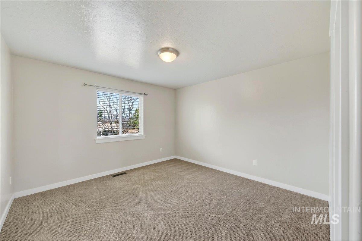 11862 W ARDYCE ST, Boise, Idaho 83713, 5 Bedrooms, 2.5 Bathrooms, Residential For Sale, Price $617,500,MLS 98977670