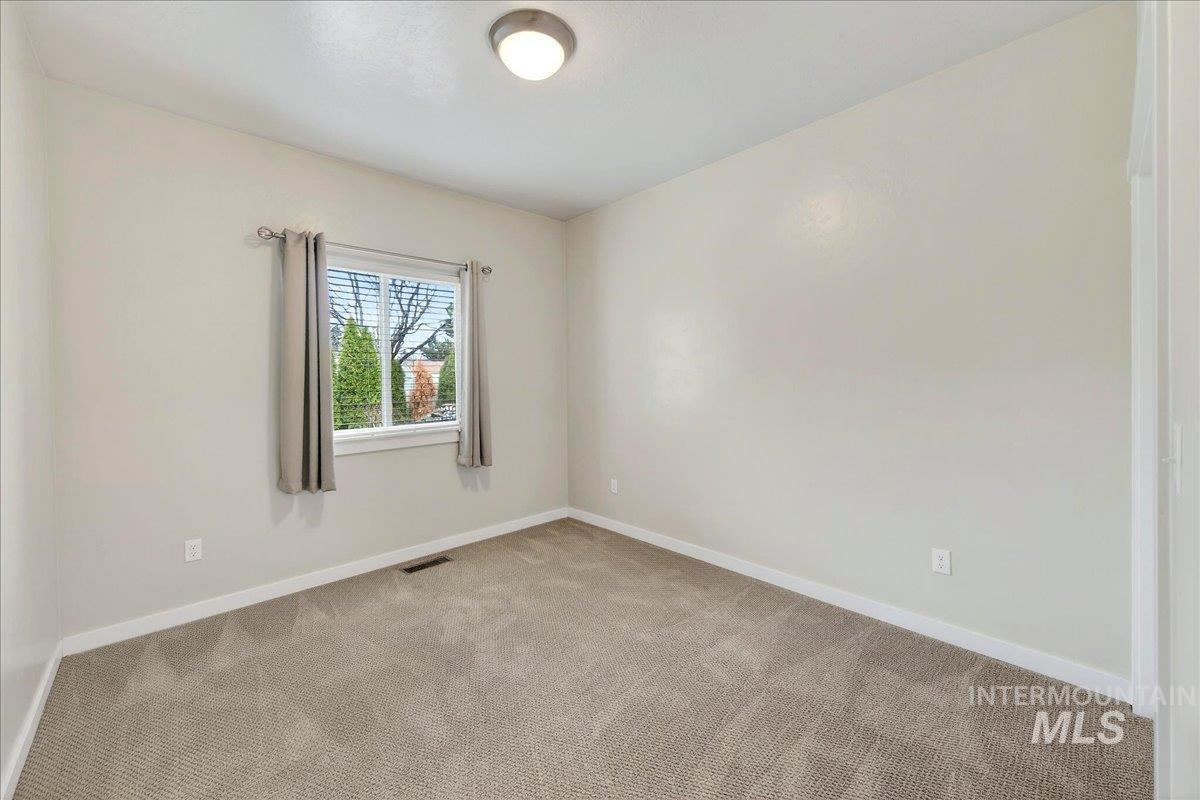 11862 W ARDYCE ST, Boise, Idaho 83713, 5 Bedrooms, 2.5 Bathrooms, Residential For Sale, Price $617,500,MLS 98977670