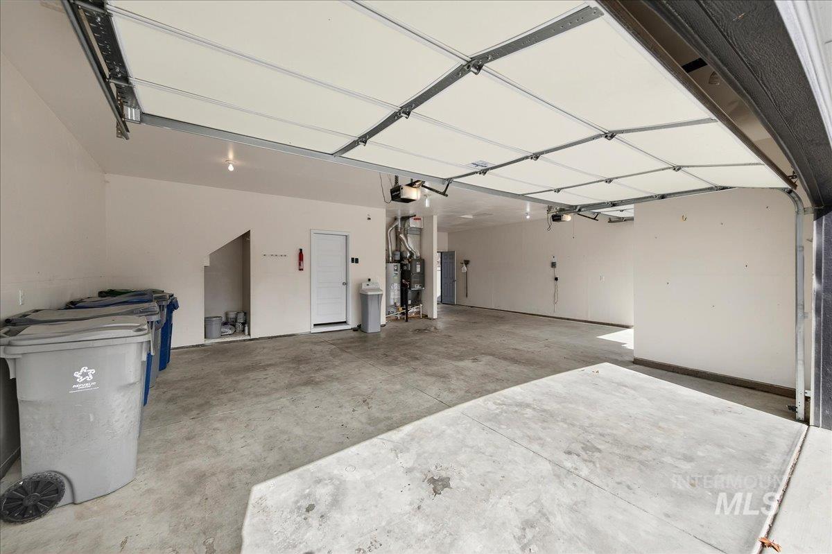 11862 W ARDYCE ST, Boise, Idaho 83713, 5 Bedrooms, 2.5 Bathrooms, Residential For Sale, Price $617,500,MLS 98977670