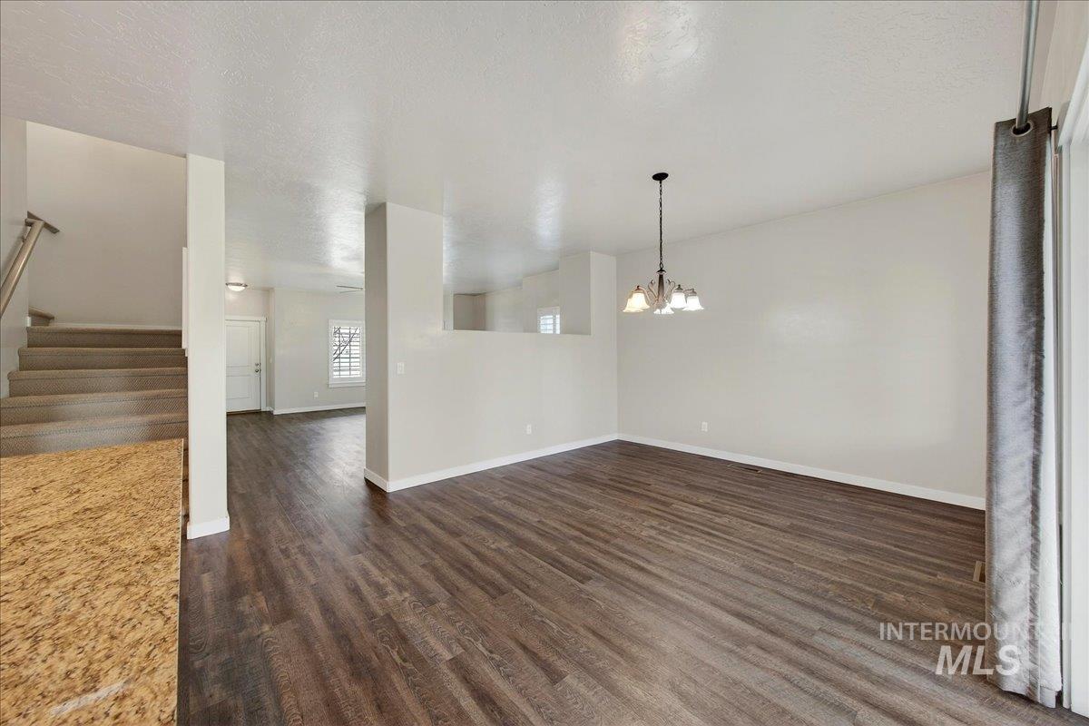 11862 W ARDYCE ST, Boise, Idaho 83713, 5 Bedrooms, 2.5 Bathrooms, Residential For Sale, Price $617,500,MLS 98977670