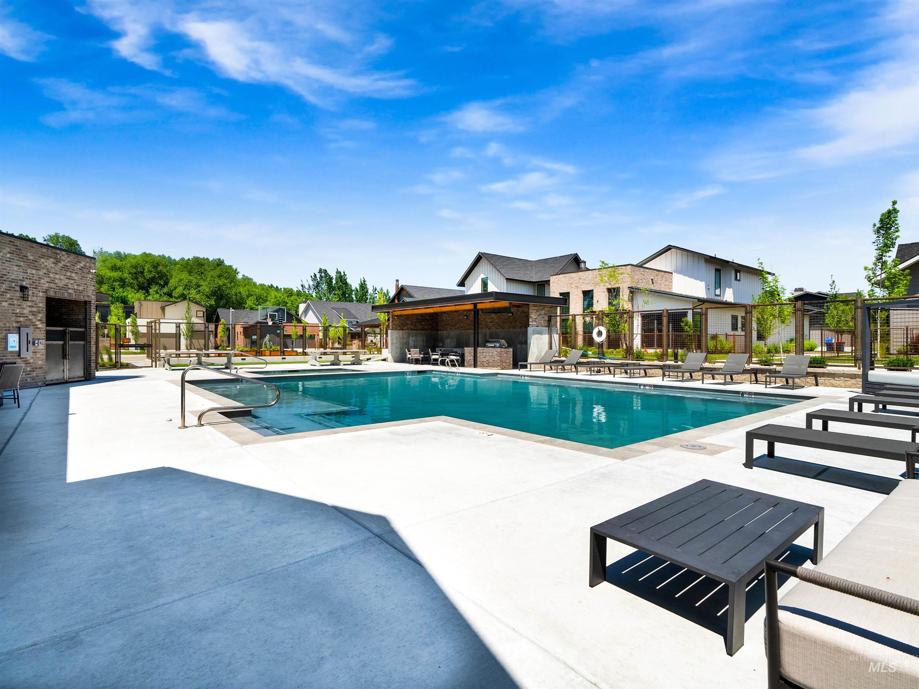 2526 W Rustic Forge St, Eagle, Idaho 83616, 3 Bedrooms, 3 Bathrooms, Residential For Sale, Price $975,000, 98977671