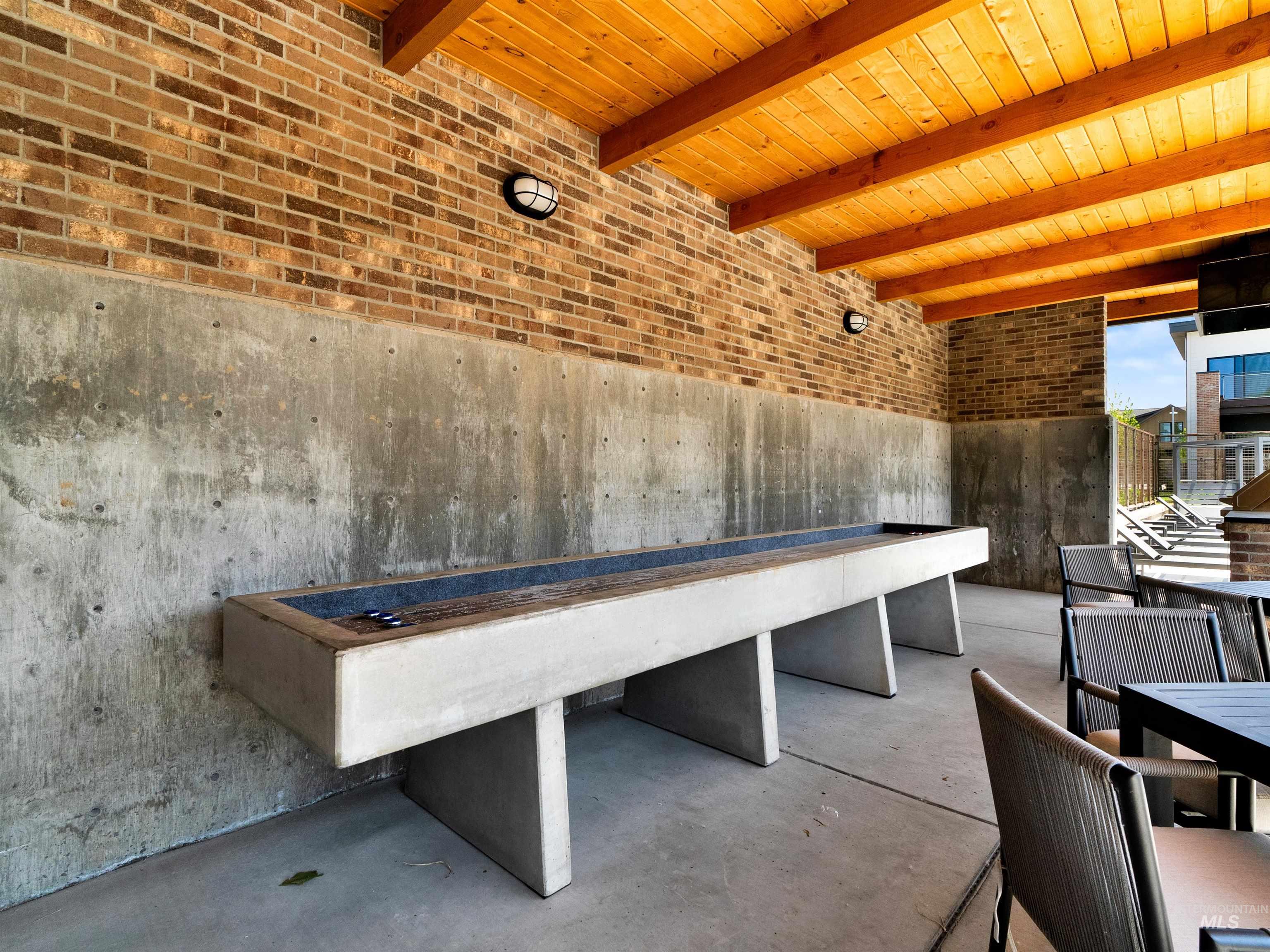 2526 W Rustic Forge St, Eagle, Idaho 83616, 3 Bedrooms, 3 Bathrooms, Residential For Sale, Price $975,000, 98977671